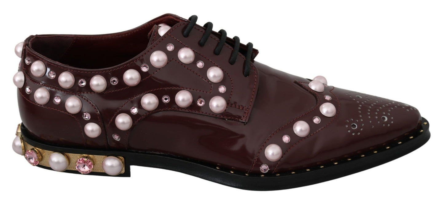Chaussures habillées Dolce & Gabbana en cuir bordeaux et perles de cristal