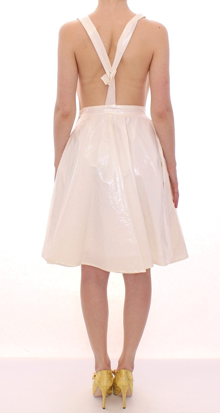 Robe blanche dos nu longueur genou Licia Florio