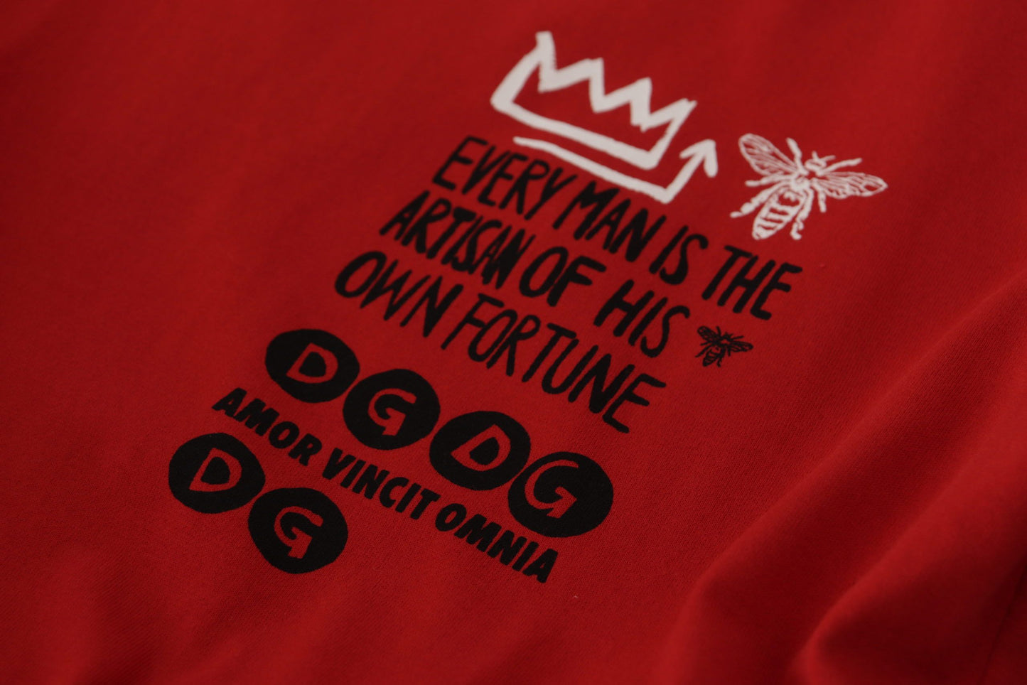 Dolce & Gabbana T-shirt à col rond rouge Amor Vincit Omnia