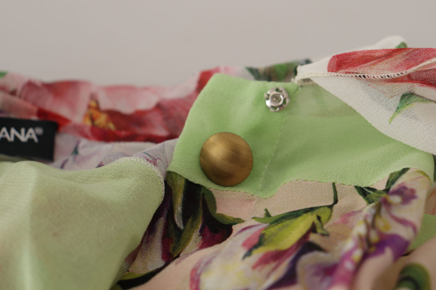 Chemisier à col lavallière Dolce & Gabbana à motif patchwork floral multicolore