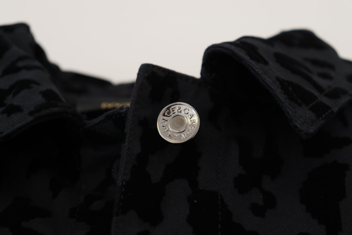 Veste en denim à manches longues et imprimé léopard noir Dolce & Gabbana