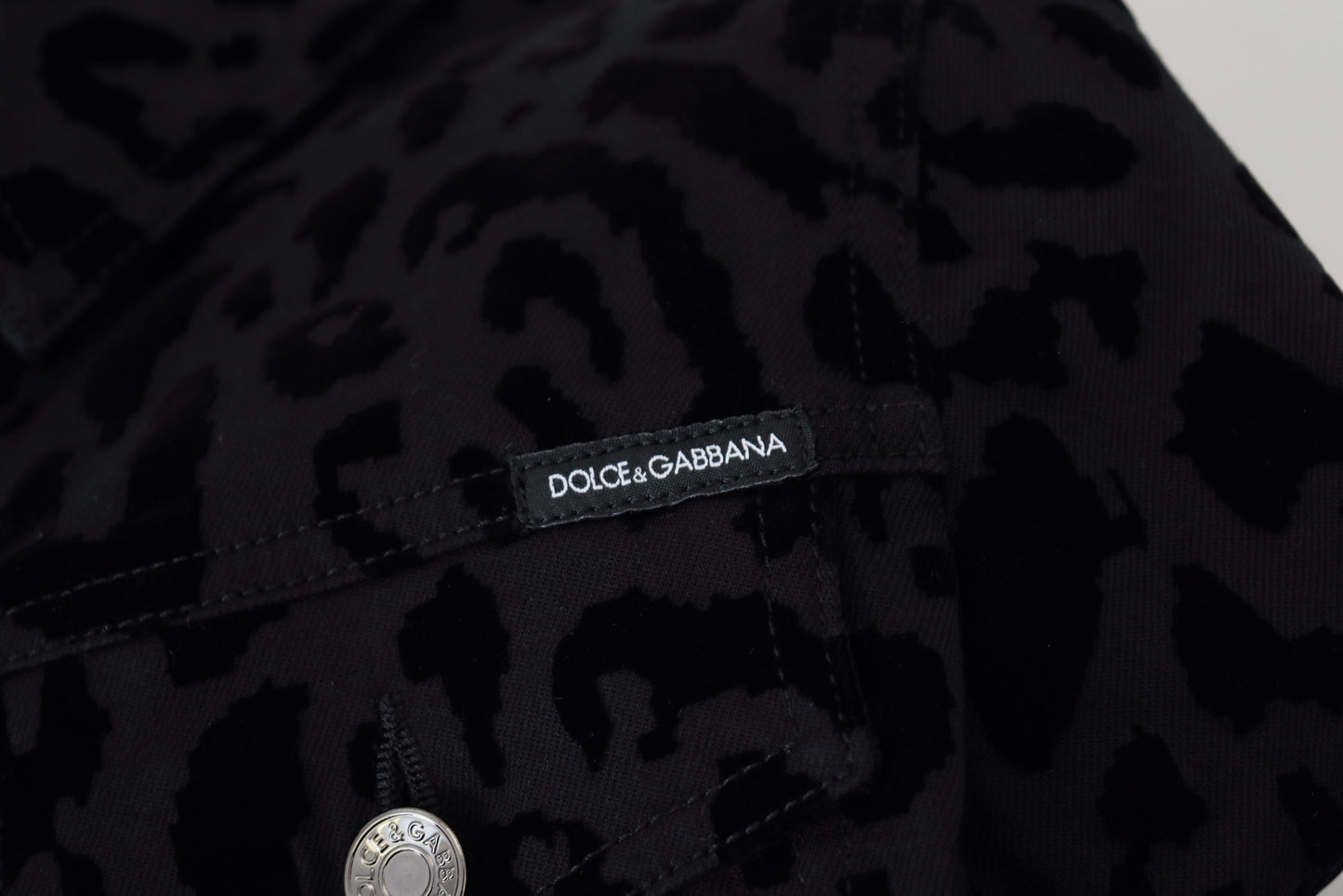 Veste en denim à manches longues et imprimé léopard noir Dolce & Gabbana