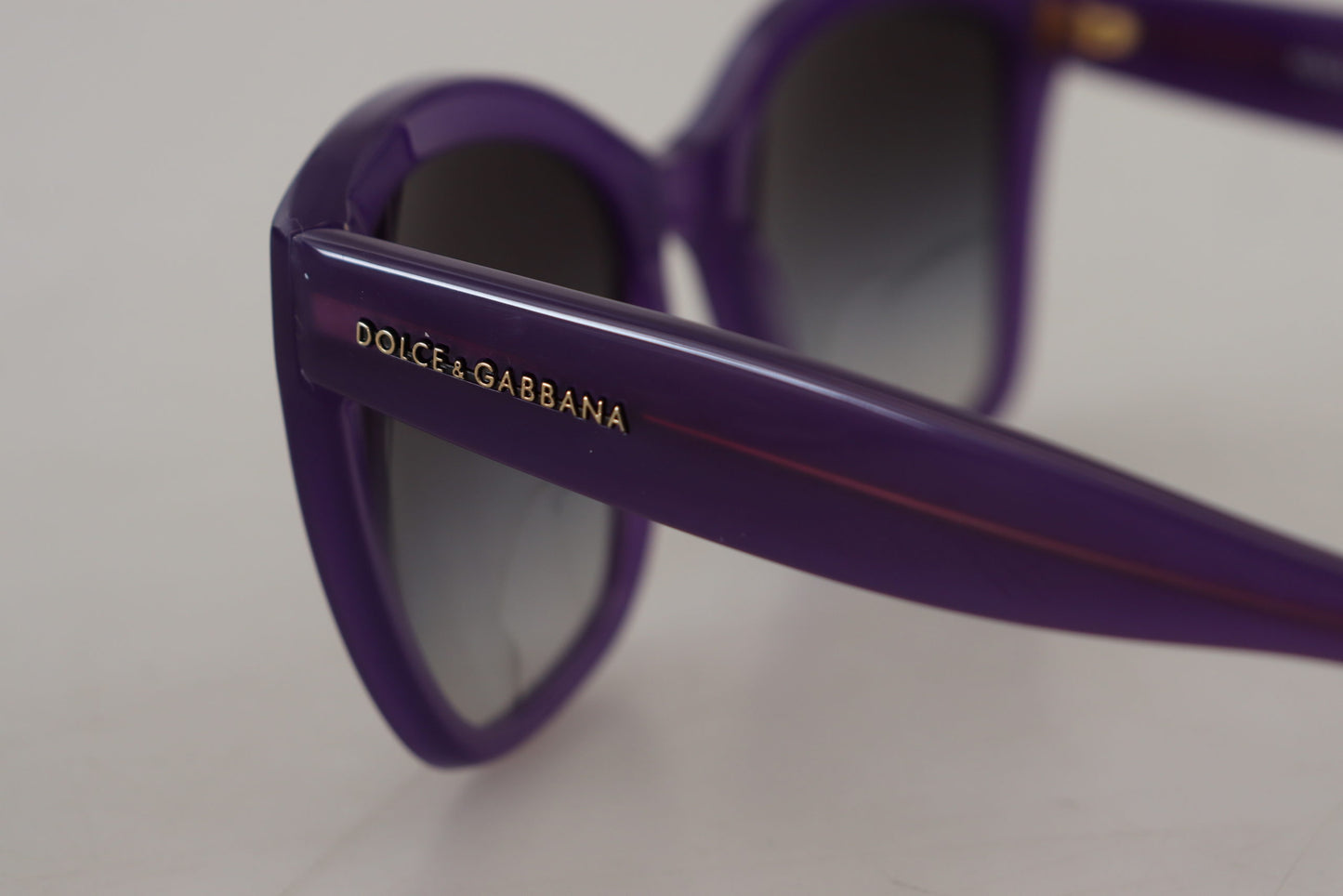 Lunettes de soleil carrées à monture intégrale en acétate violet Dolce & Gabbana DG4240