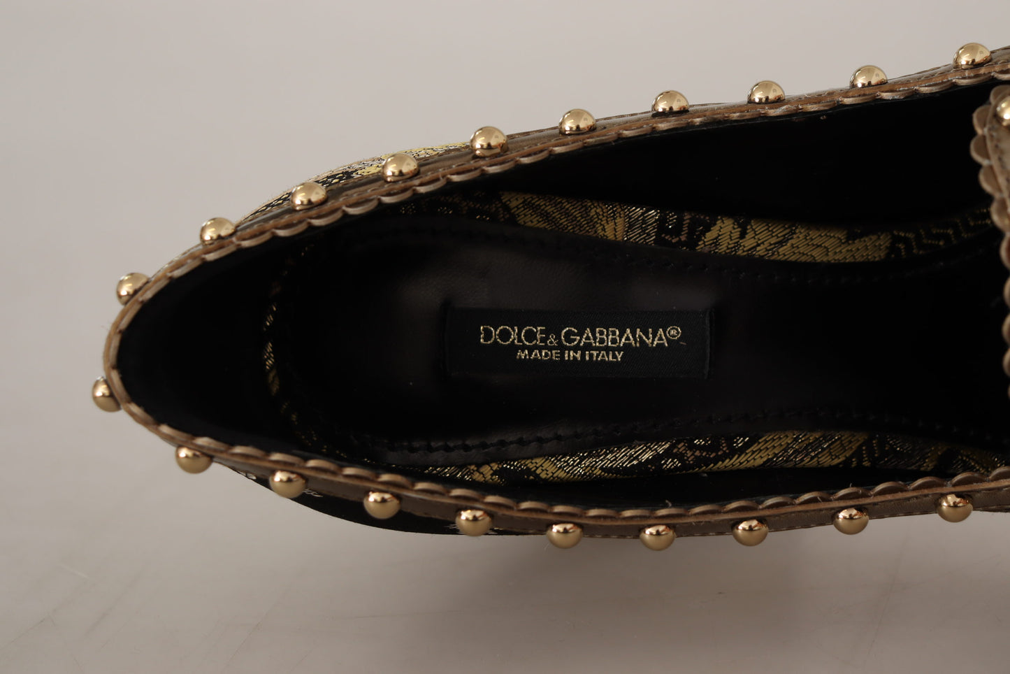 Escarpins Dolce & Gabbana en brocart doré à bout carré et cristaux