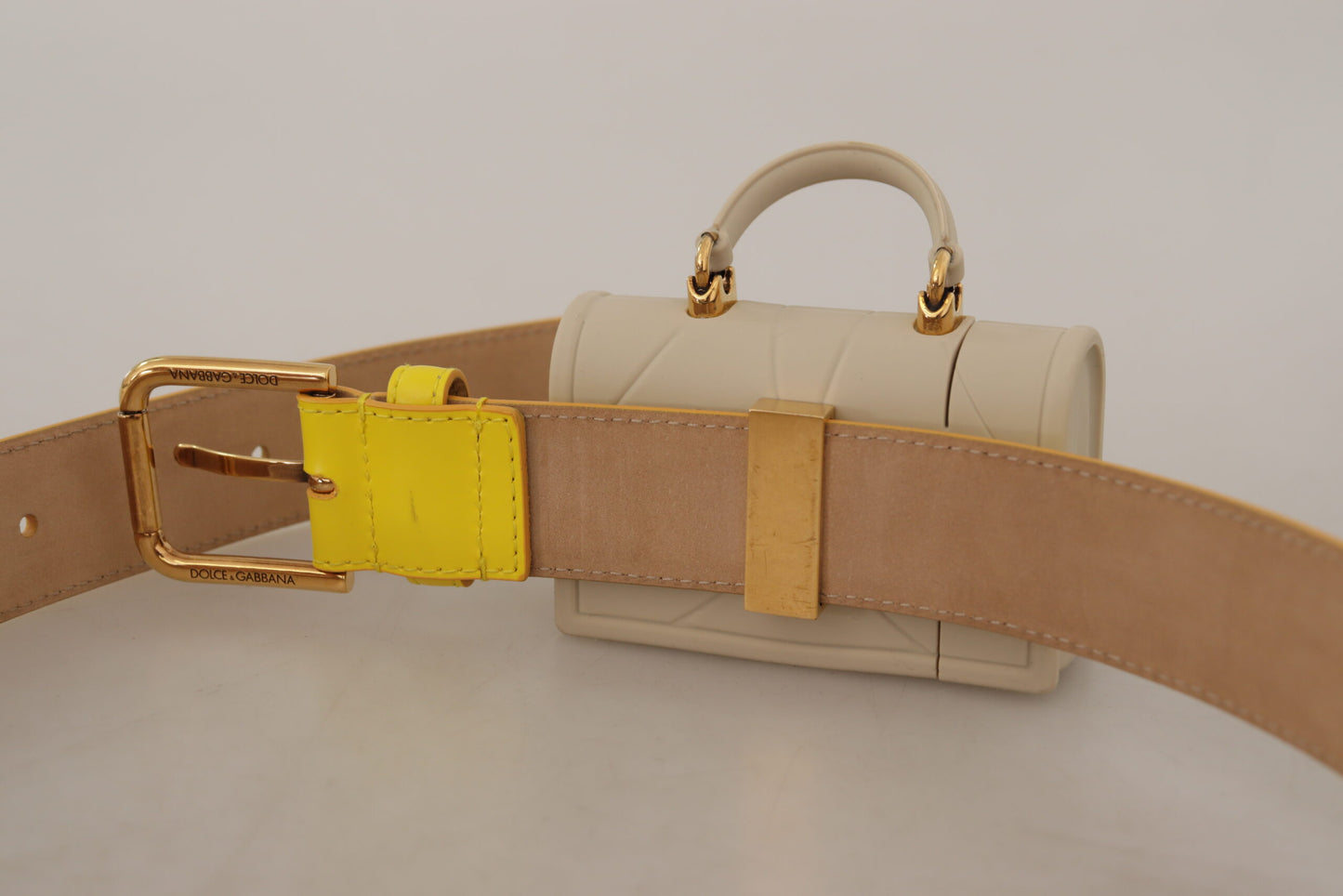 Dolce & Gabbana Sac micro-casque en cuir jaune Devotion Heart avec ceinture