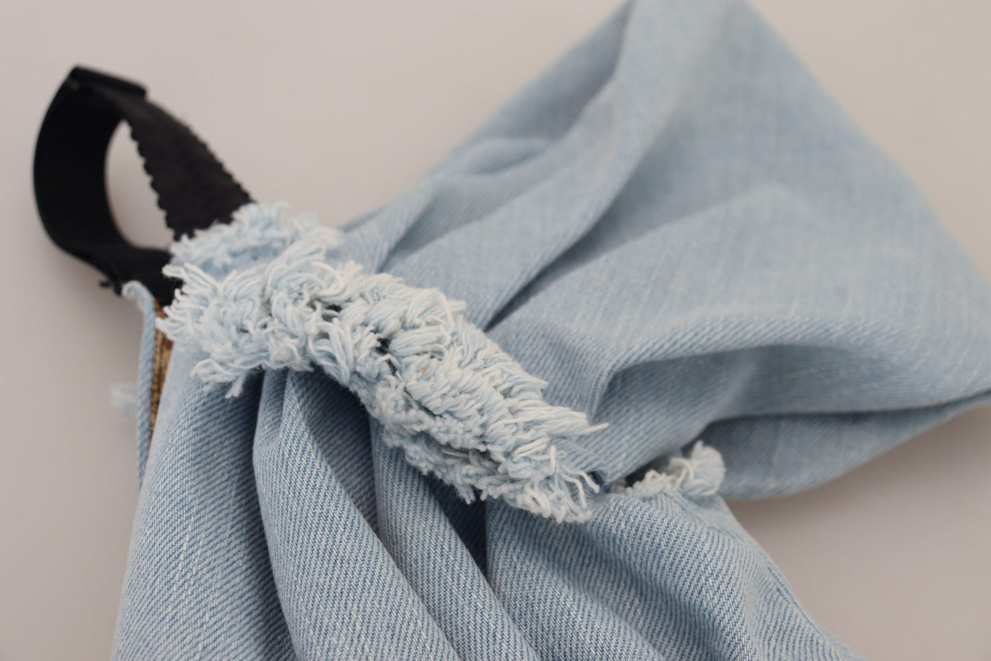 Dolce & Gabbana – Zweifarbiges blaues Patchwork-Minikleid aus Denim