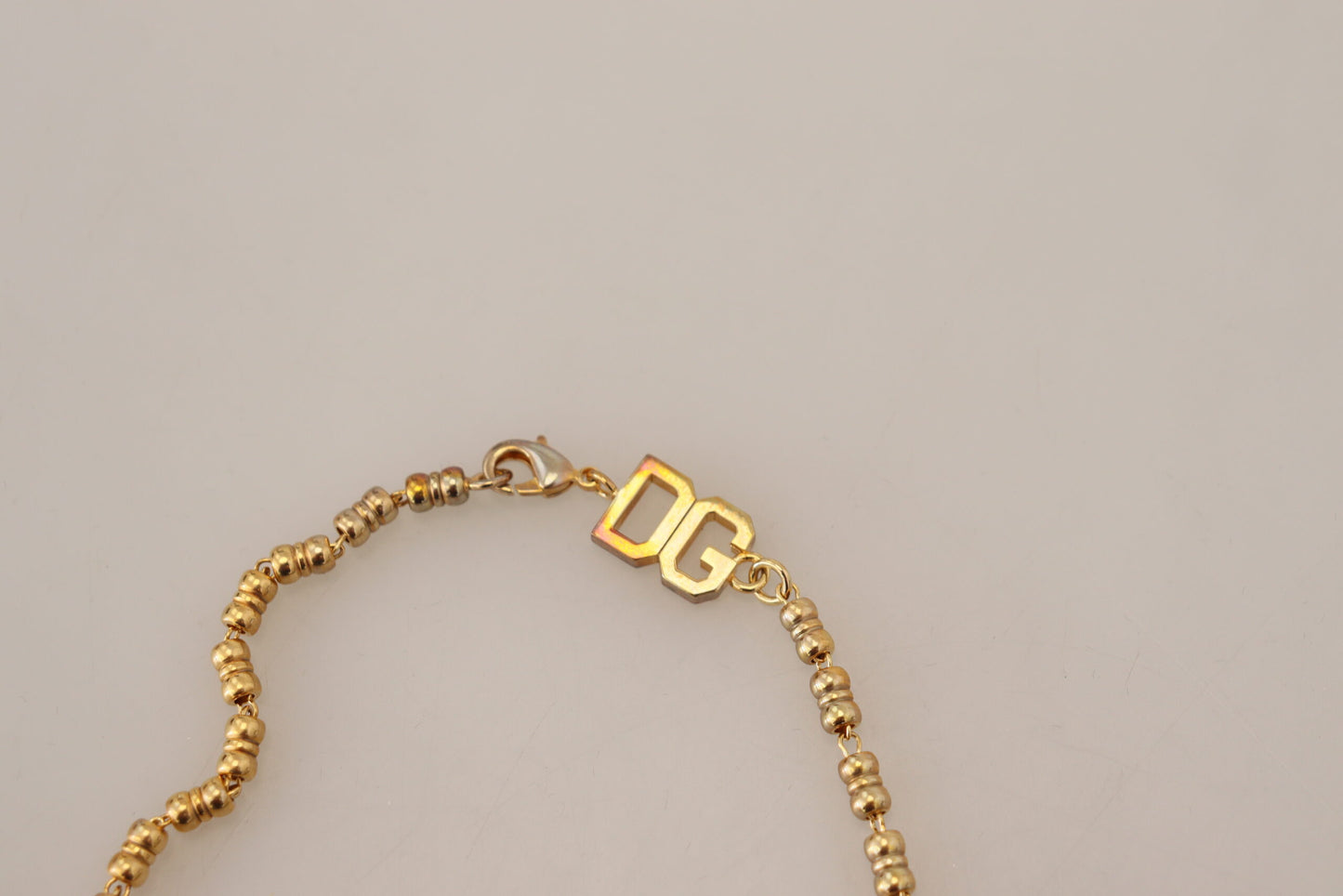 Collier Dolce & Gabbana avec pendentif logo SUPER PIG en laiton doré