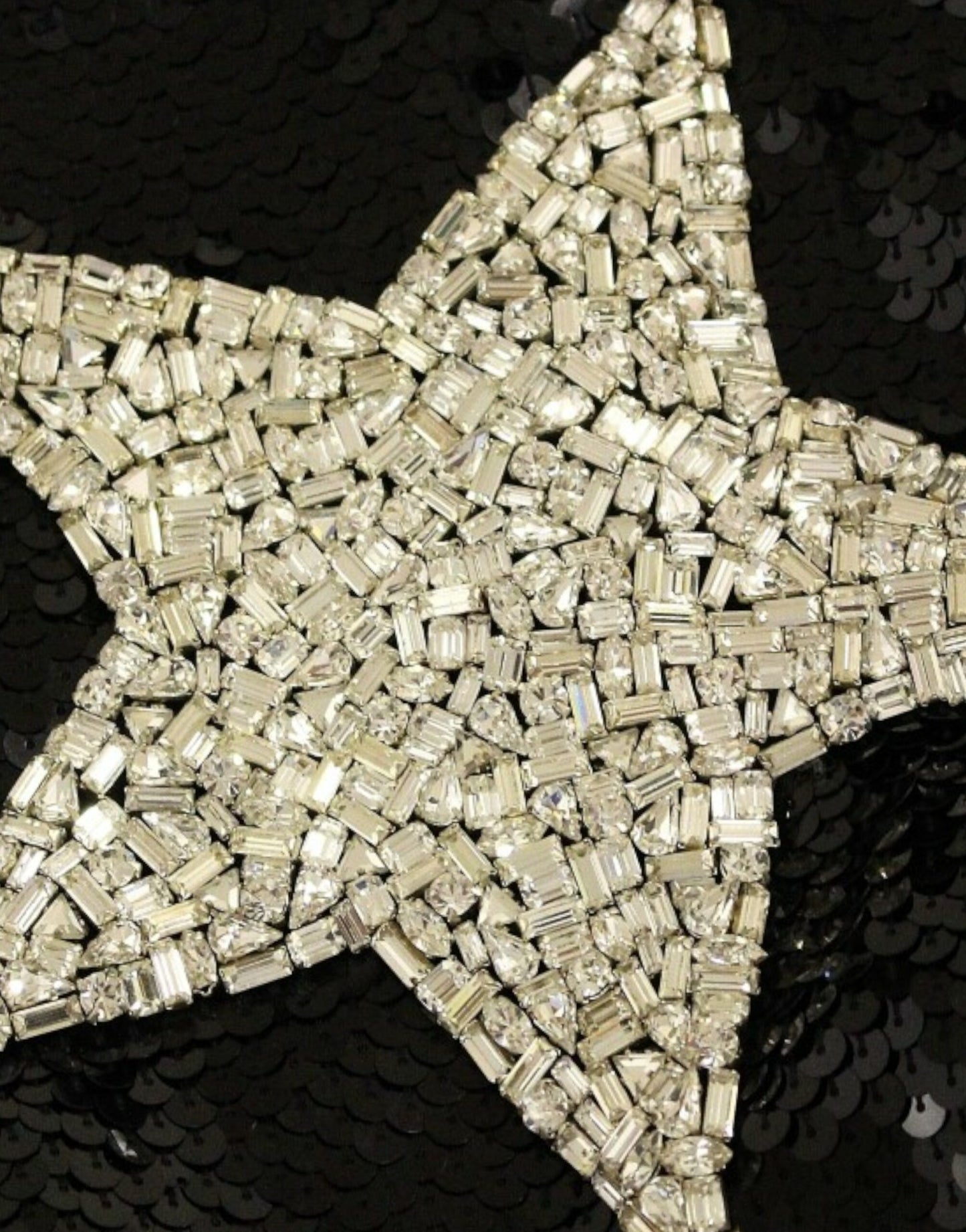 Dolce & Gabbana – Masterpiece – Etuikleid mit schwarzen Kristall-Swarovski-Sternen