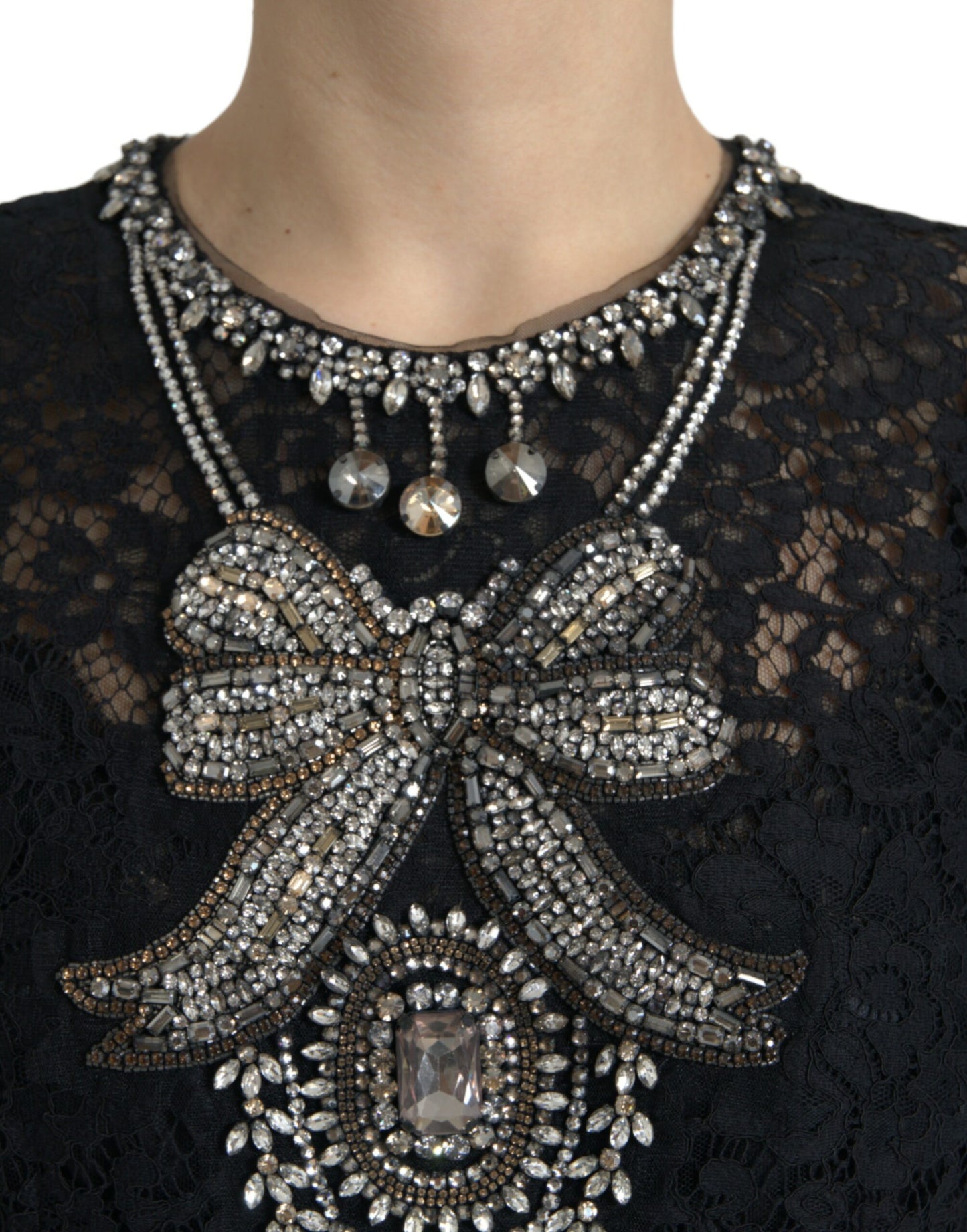 Robe fourreau en dentelle noire ornée de cristaux Dolce & Gabbana