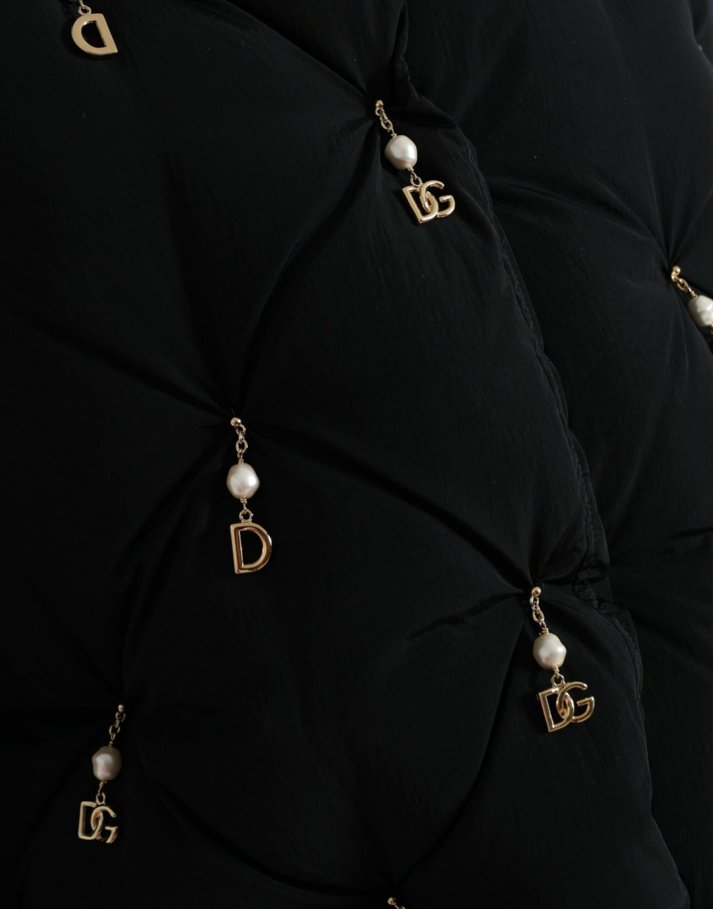Dolce & Gabbana - Blouson aviateur matelassé noir à ornements