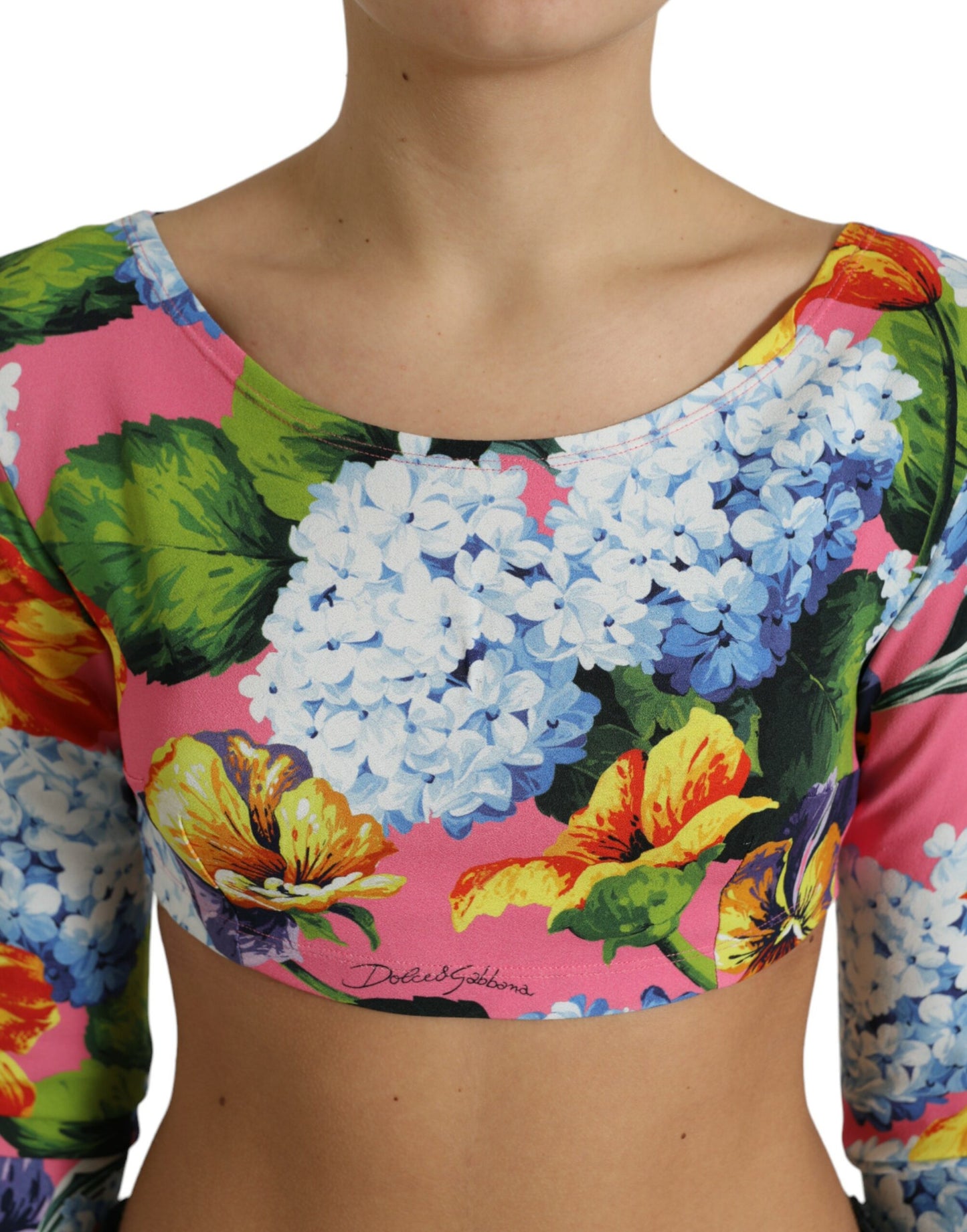 Dolce & Gabbana – Mehrfarbiges, langärmliges Crop-Top mit Blumenmuster