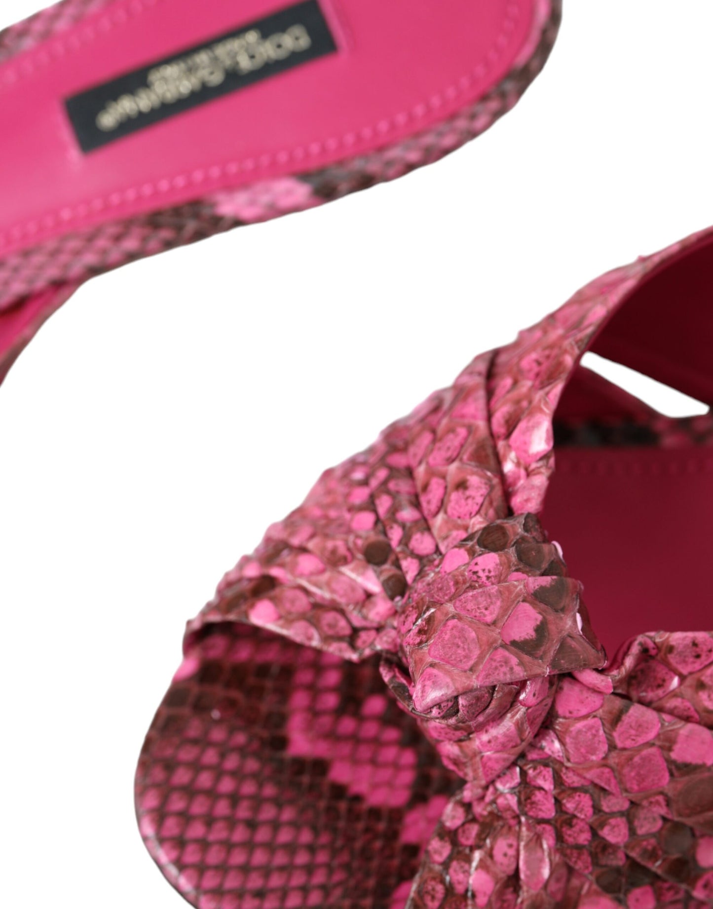 Dolce & Gabbana – Pantoletten mit Kitten-Heels aus exotischem Leder in Rosa