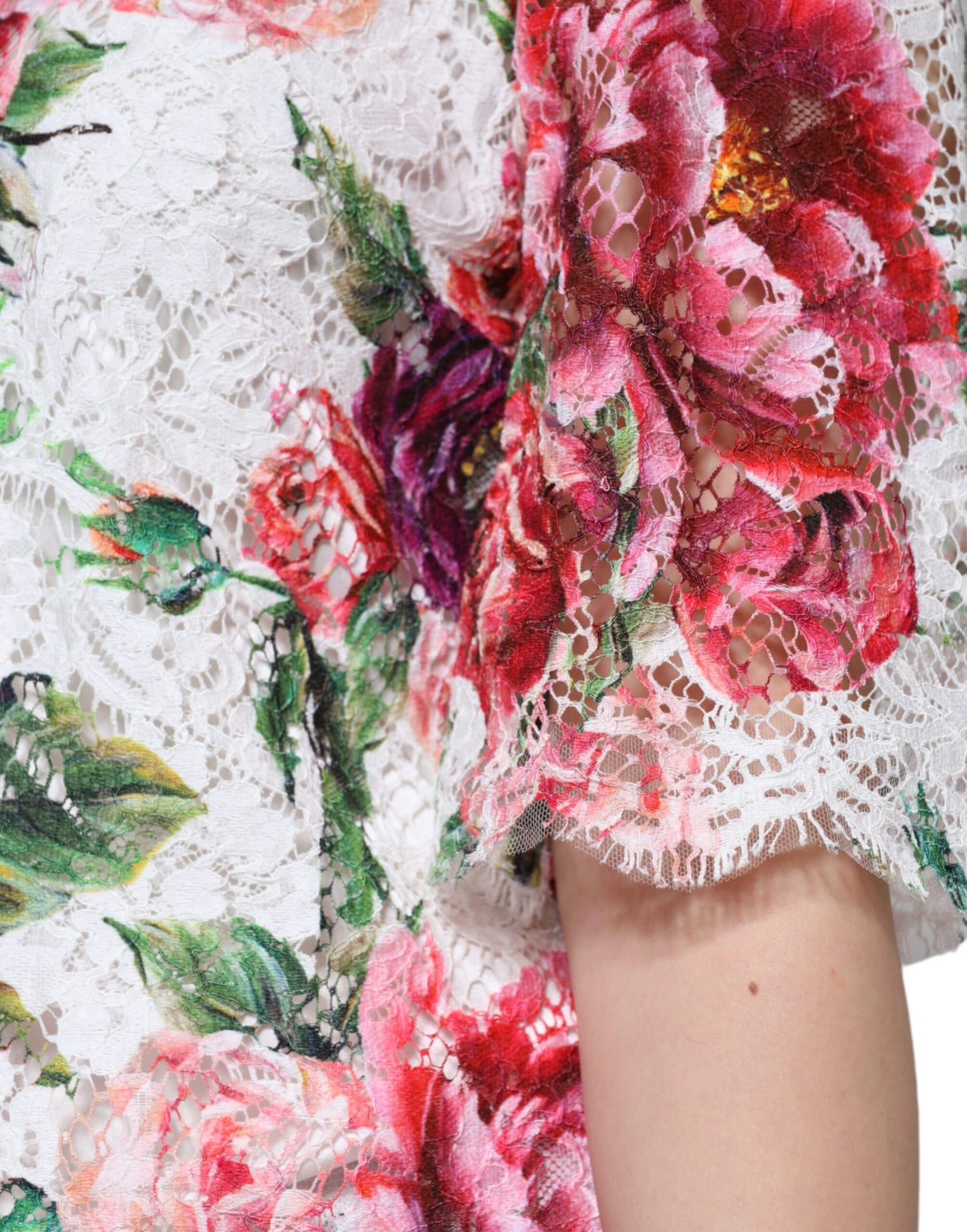 Dolce & Gabbana – Kurzärmliges Blusentop mit weißer Pfingstrosenspitze