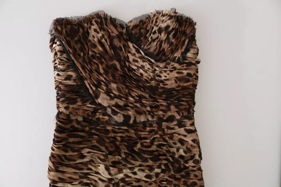 Robe longue sirène froncée en mousseline de soie à imprimé léopard marron Dolce & Gabbana