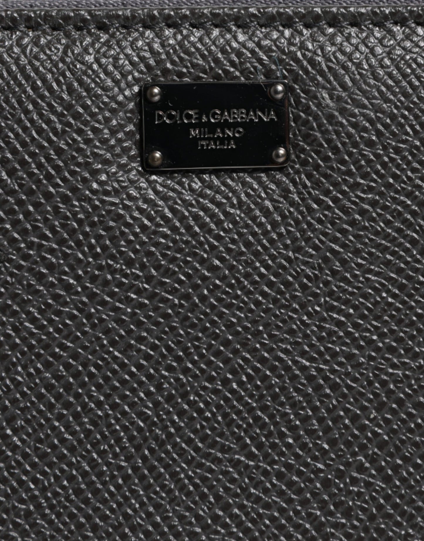 Portefeuille continental zippé Dolce & Gabbana en cuir gris foncé avec logo DG