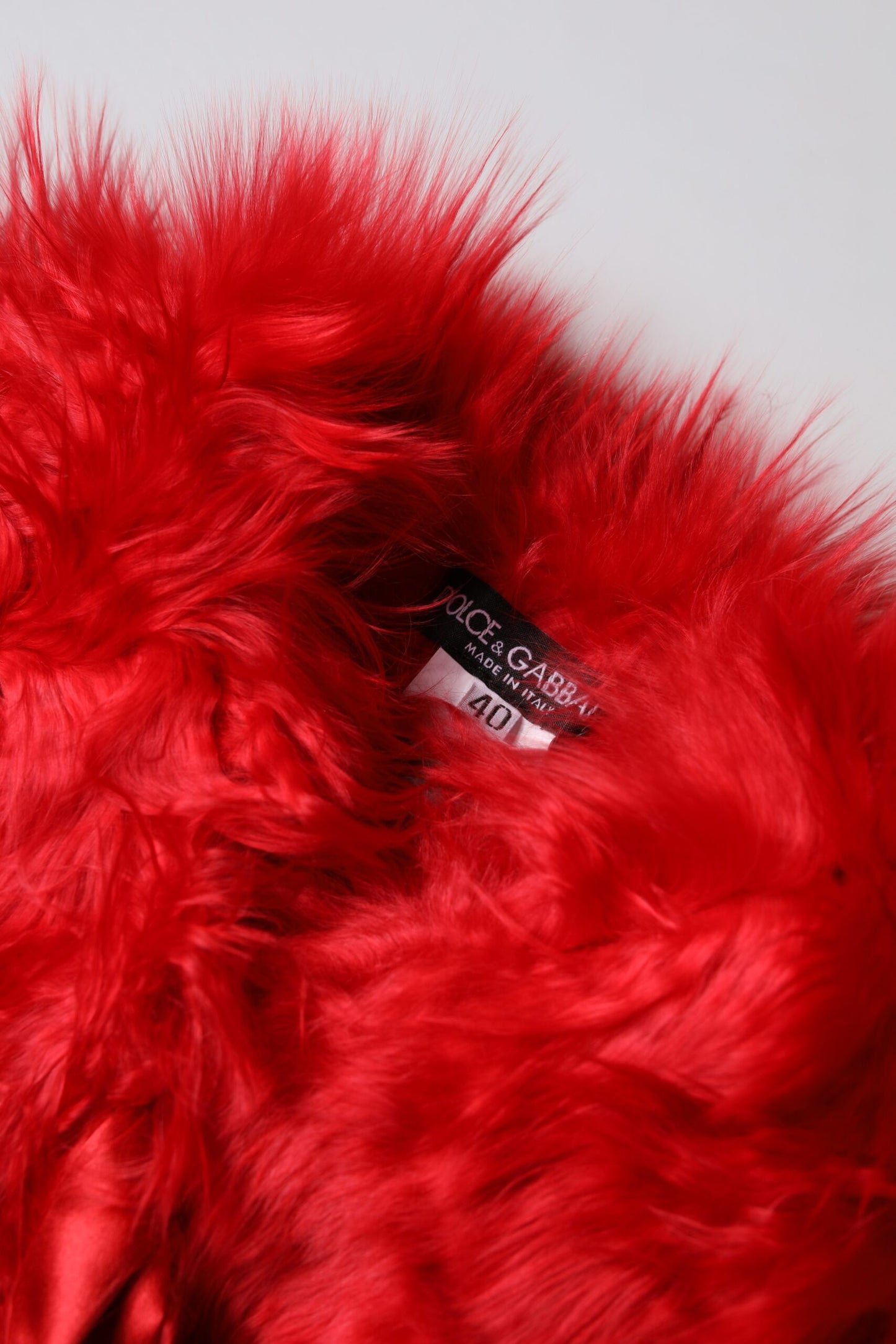 Écharpe d'hiver cache-cou en fourrure d'alpaga rouge Dolce & Gabbana pour femme