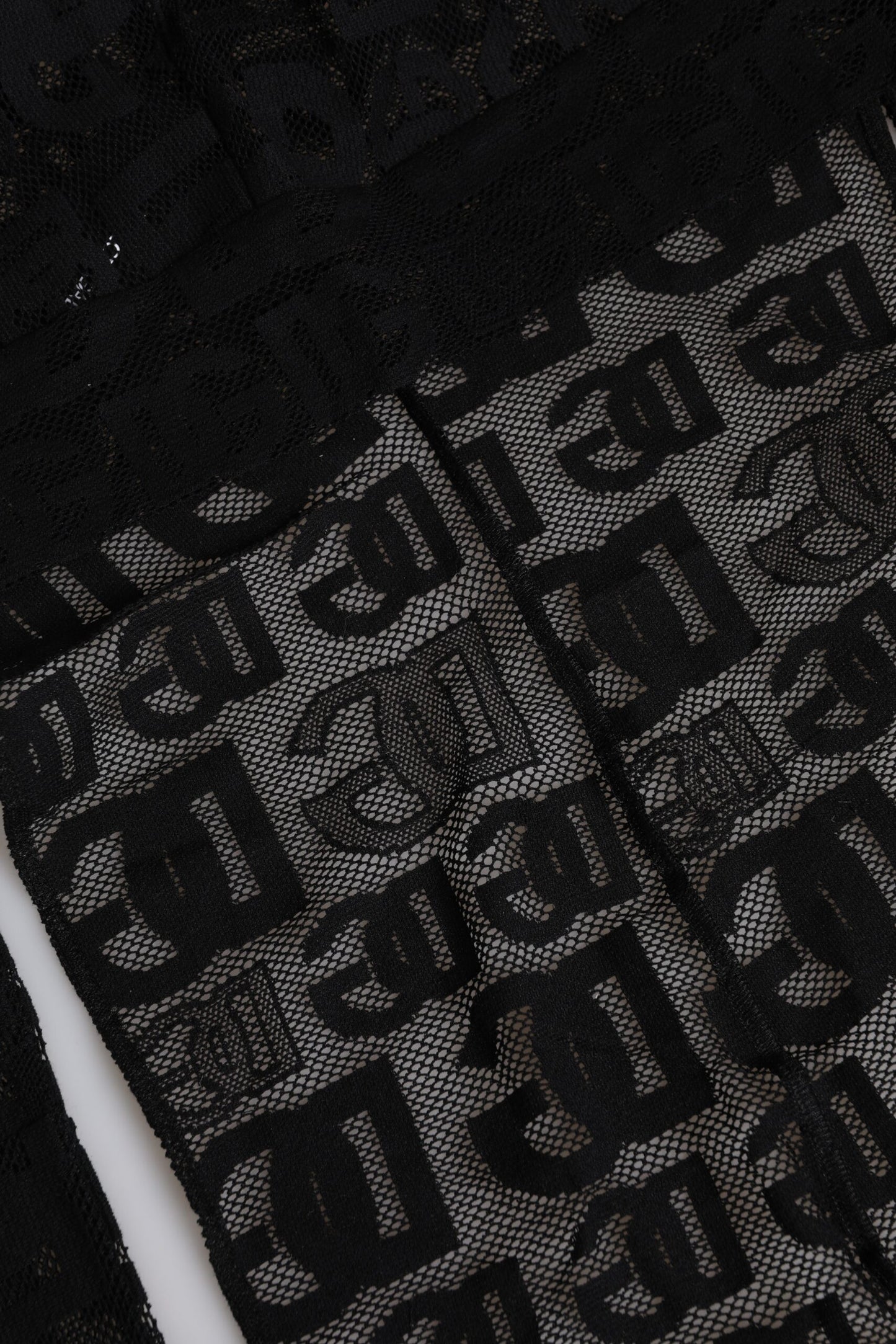 Chapeau enveloppant en maille noire avec logo Dolce & Gabbana