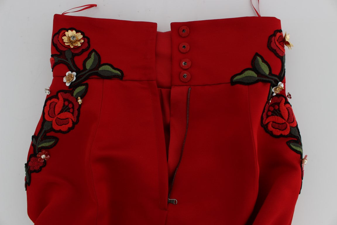 Dolce & Gabbana Rote Seidenshorts mit Kristallrosen