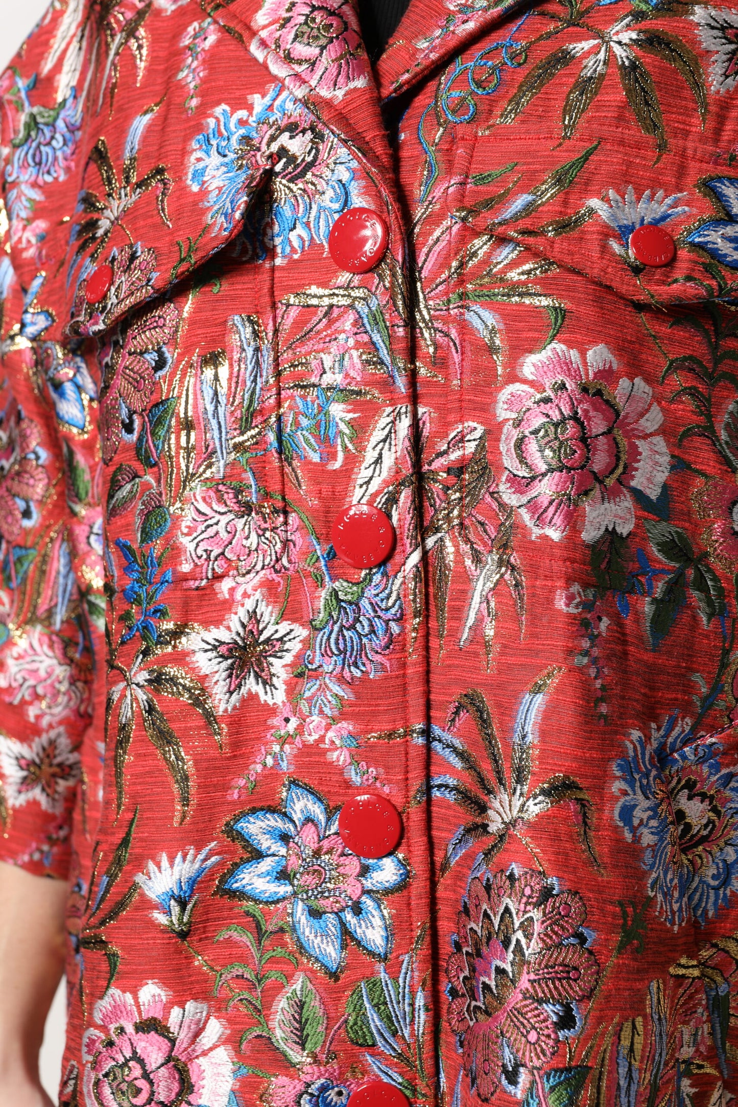 Dolce & Gabbana – Rote Jacquard-Manteljacke mit Knopfleiste und Blumenmuster