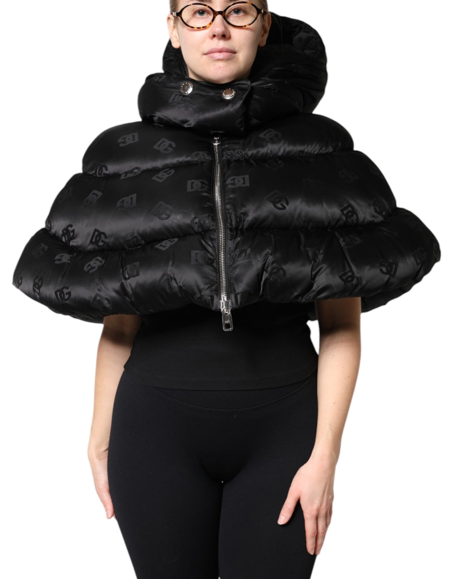 Dolce & Gabbana Doudoune courte noire à capuche et fermeture éclair intégrale