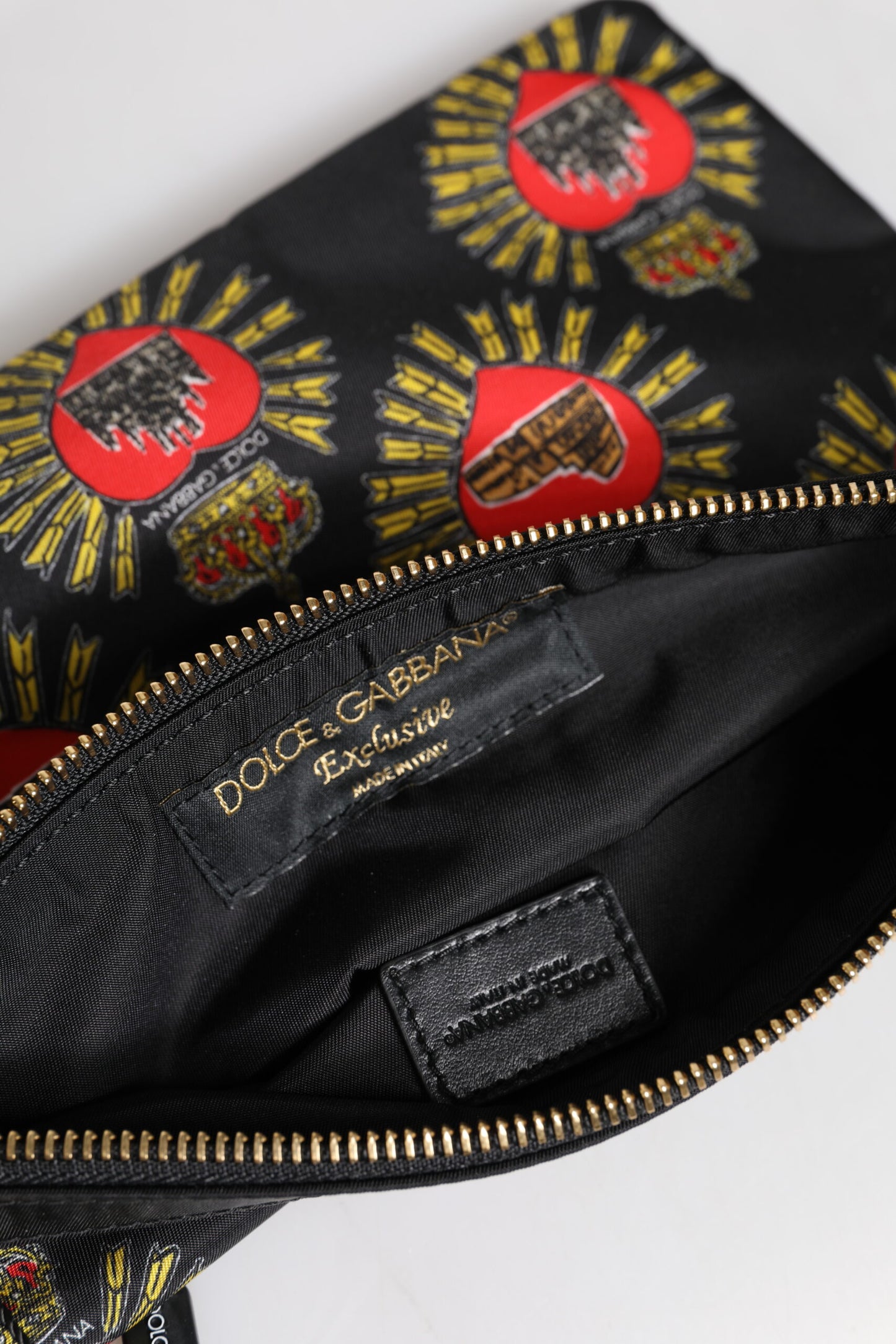 Pochette Sacred Heart en nylon noir et rouge Dolce & Gabbana
