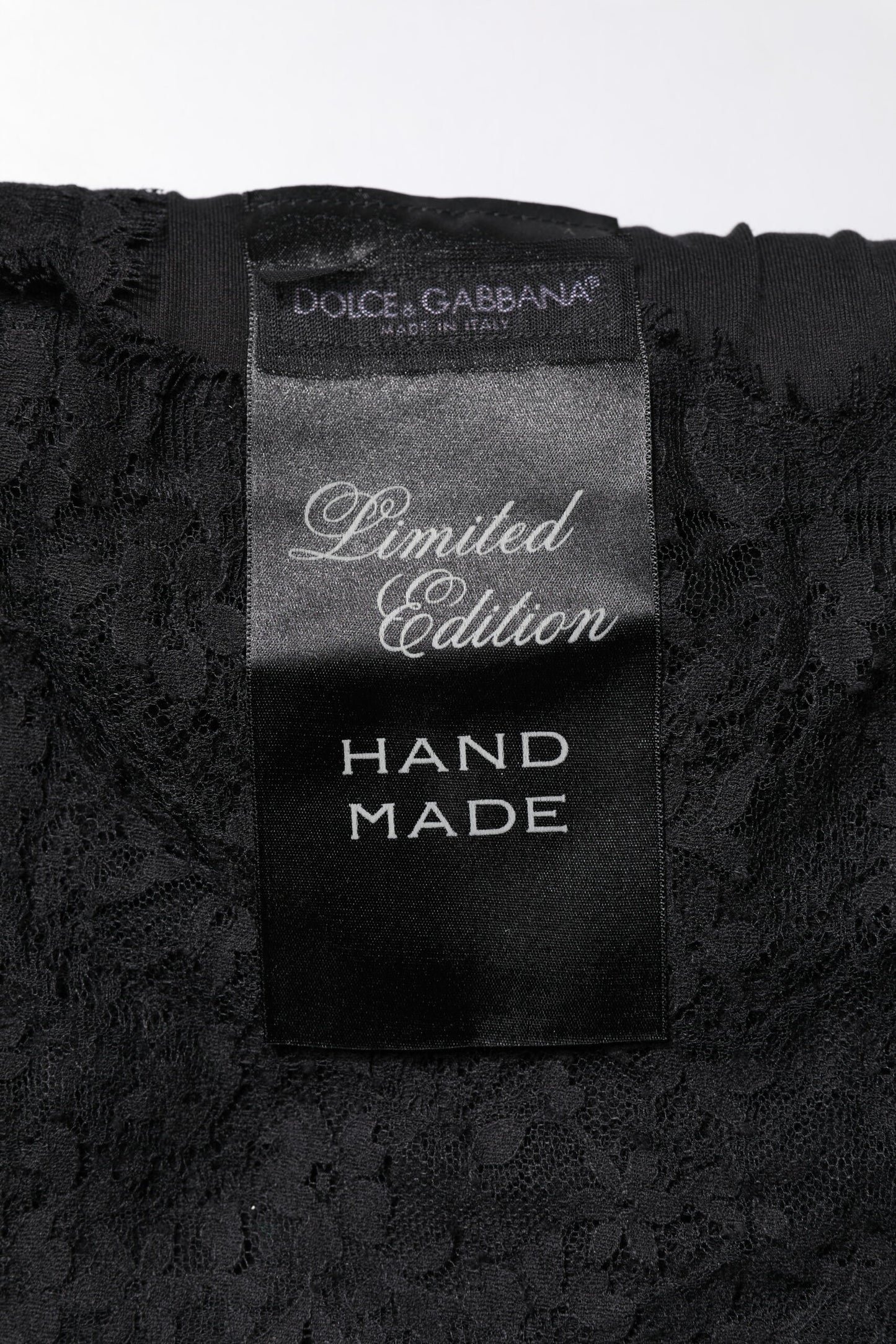 Dolce & Gabbana Haut ras du cou en dentelle noire transparente Sacré-Cœur