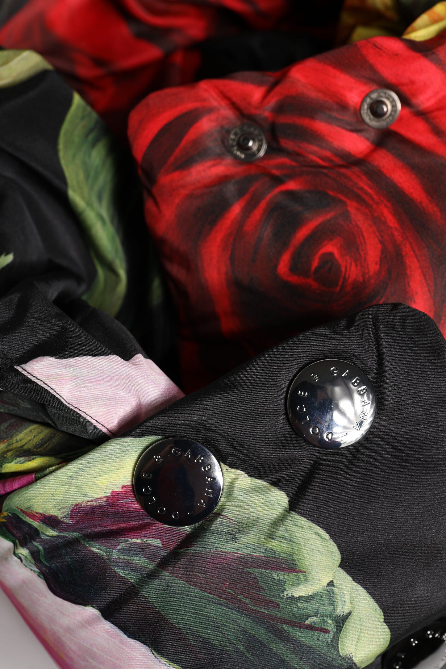 Dolce & Gabbana – Schwarzer Wickelhut mit Blumenmuster