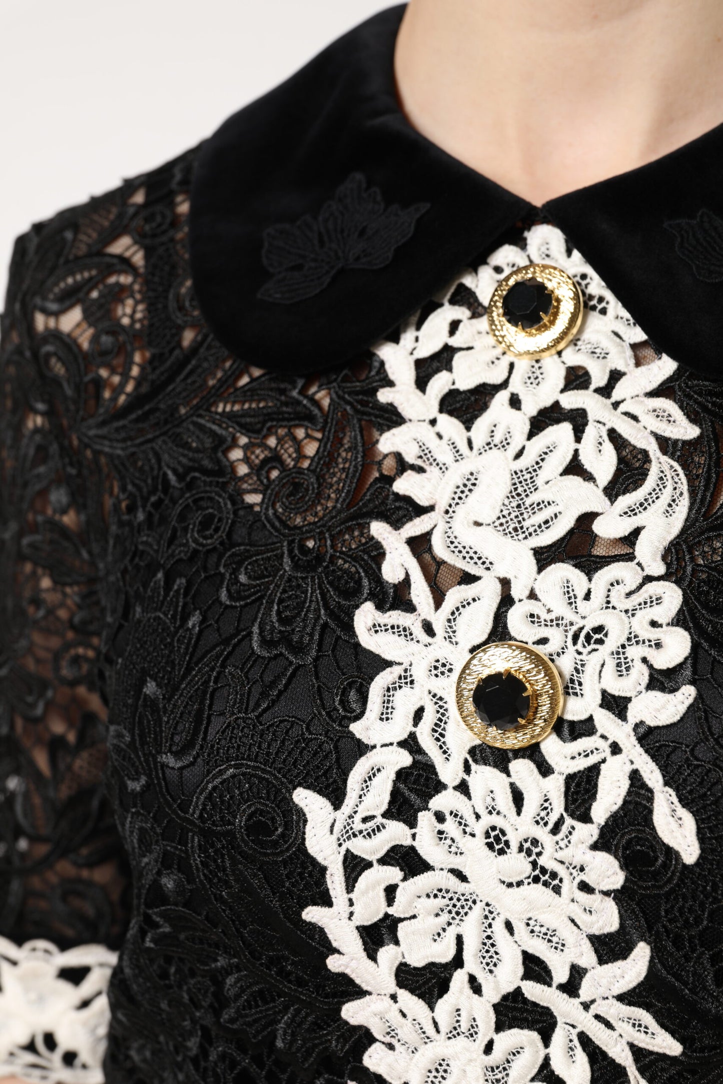 Dolce & Gabbana – Schwarzes Minikleid mit Blumenspitze