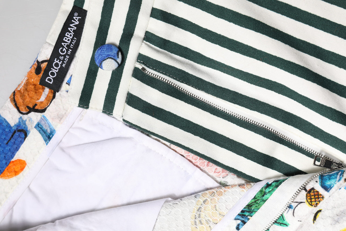 Short taille haute à imprimé majolique multicolore Dolce & Gabbana