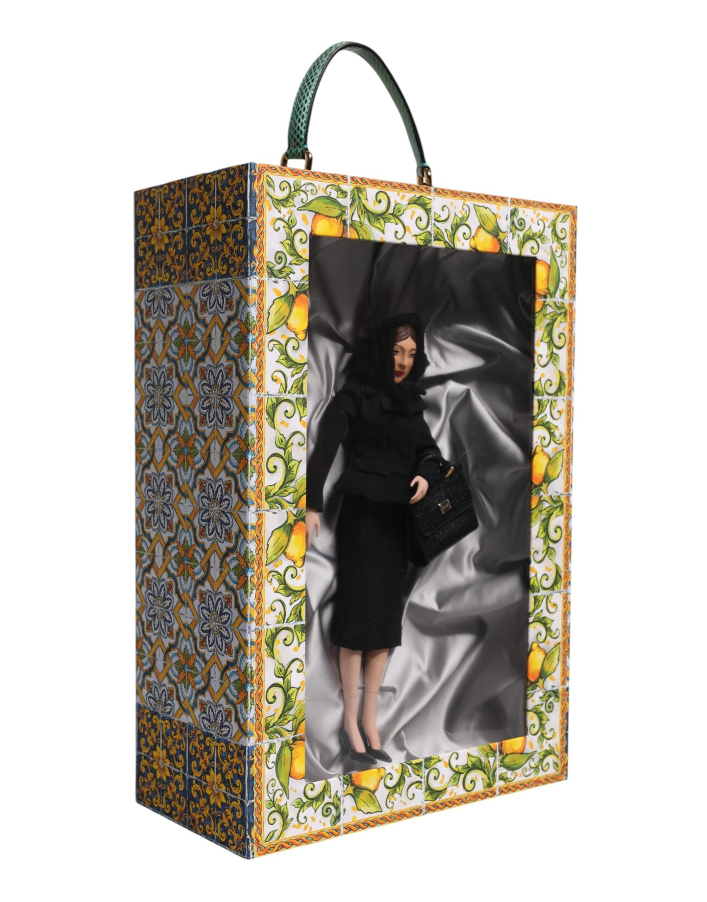Poupées Dolce & Gabbana en céramique, porcelaine, cuir et robe noire