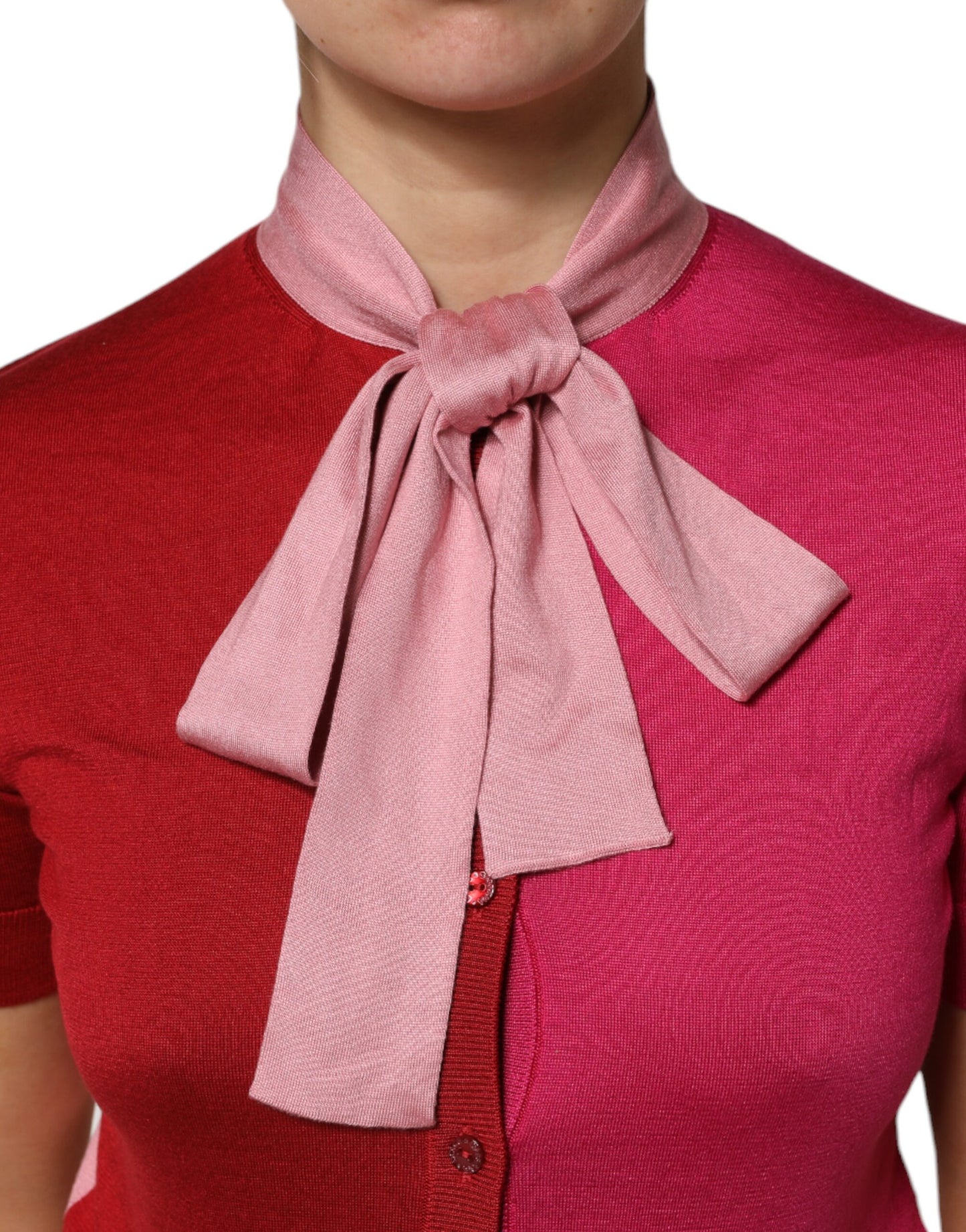 Dolce & Gabbana Haut rose à manches courtes et col Ascot boutonné