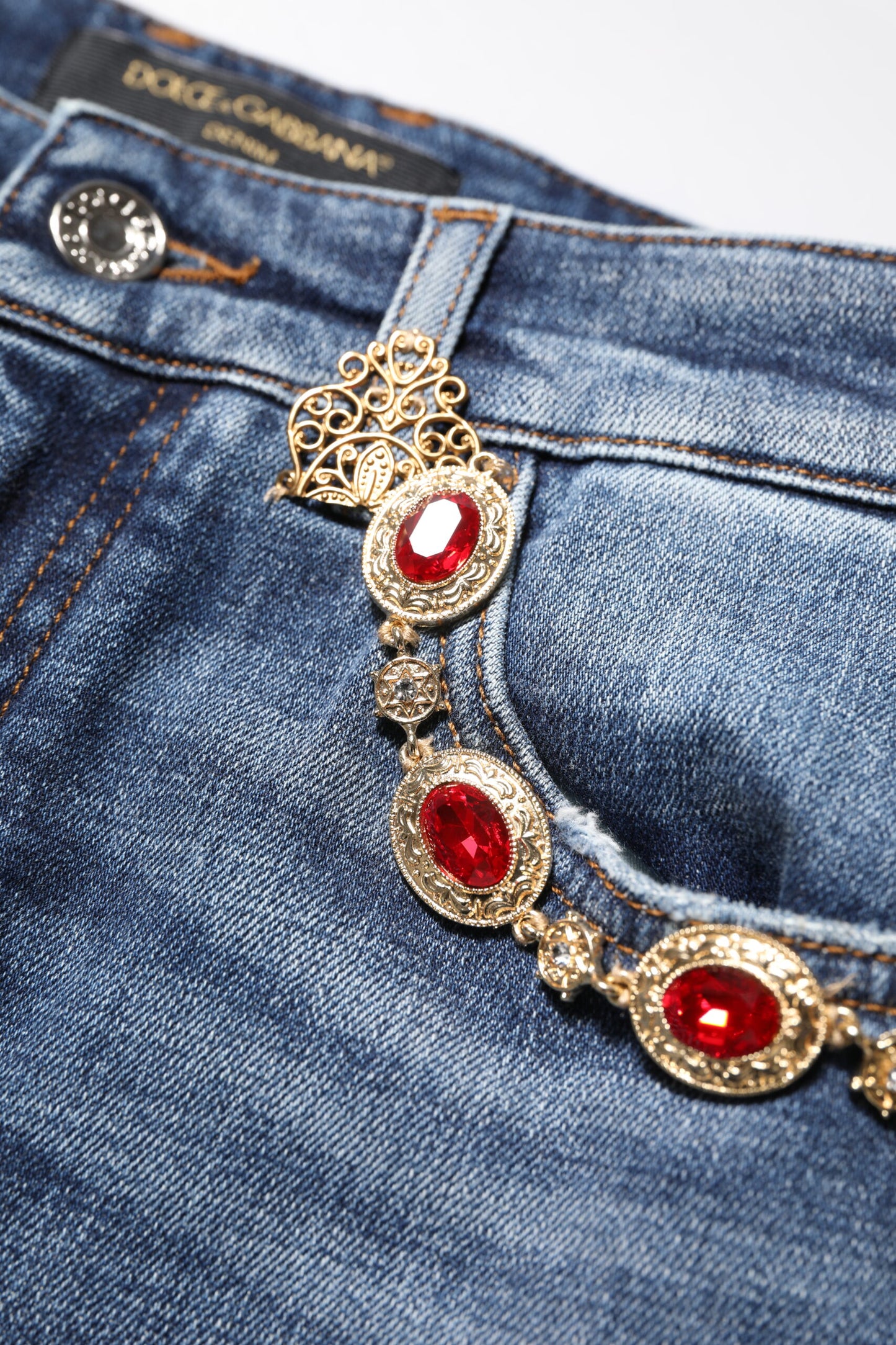 Jean en denim bleu orné de strass Dolce & Gabbana