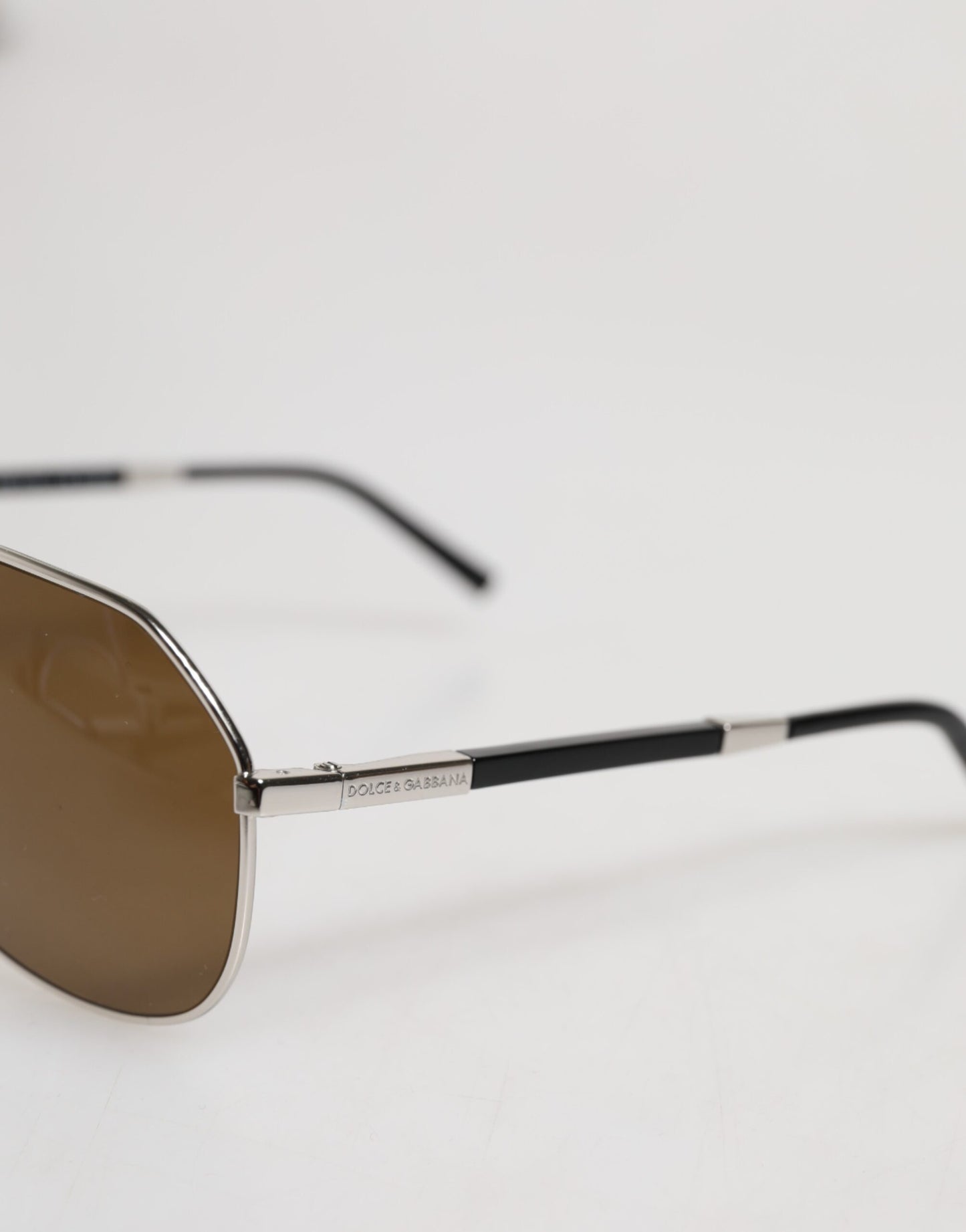 Lunettes de soleil pilote classiques en acier argenté Dolce & Gabbana DG2073 à verres marron