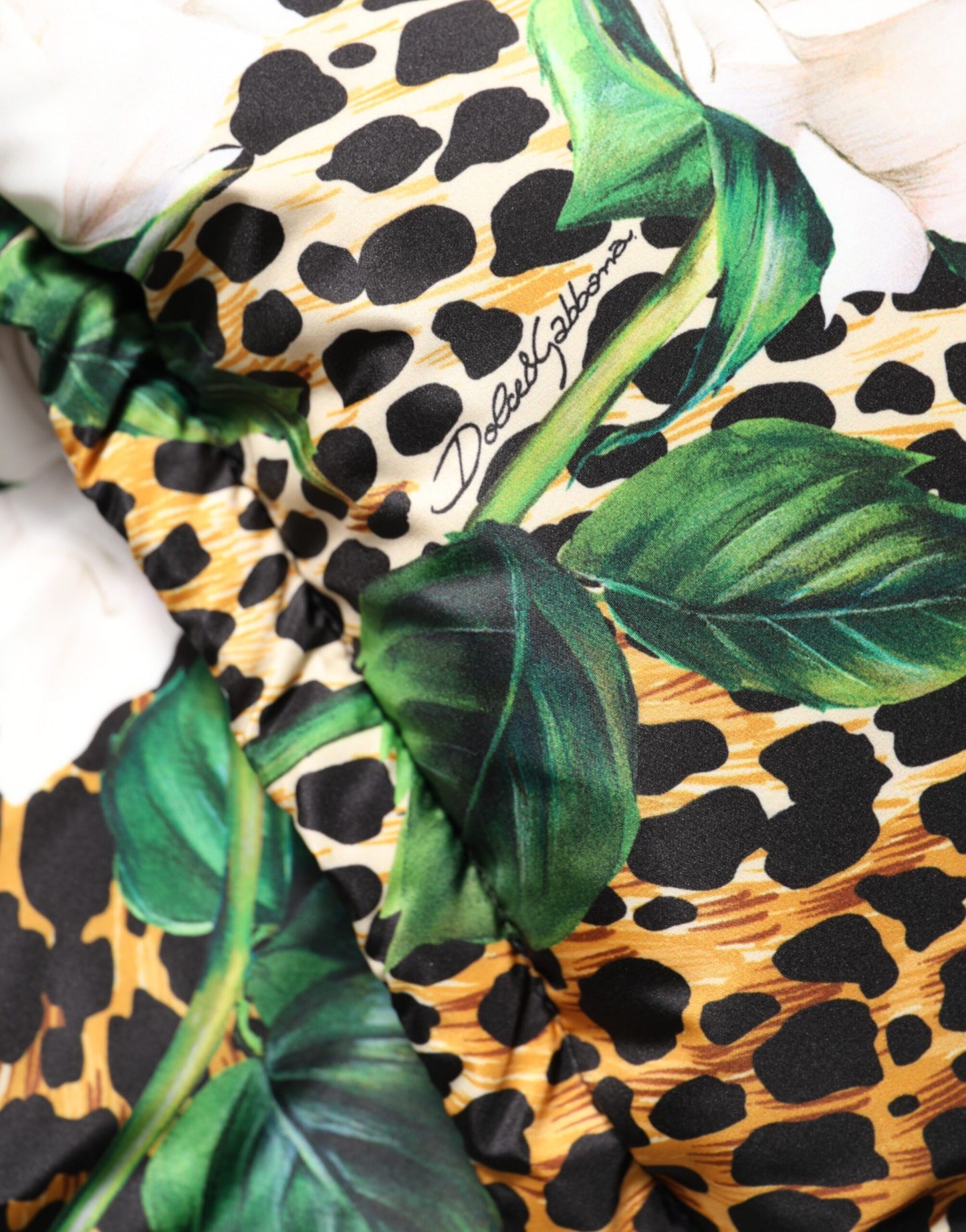 Dolce & Gabbana Doudoune matelassée multicolore à imprimé léopard et roses