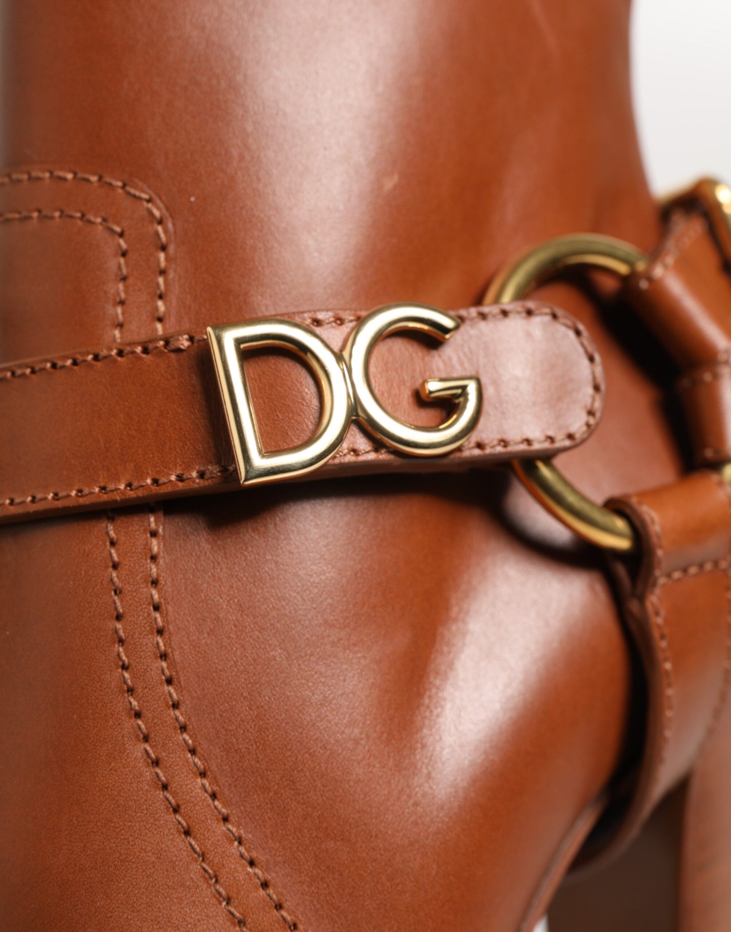 Bottines à boucle en cuir marron Dolce & Gabbana avec logo DG