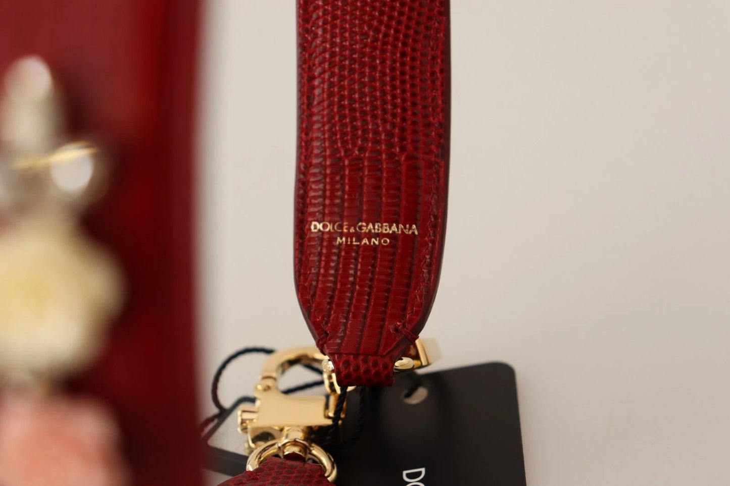Dolce & Gabbana – Exotisches Schultergurt-Taschenaccessoire mit floralen Kristallen
