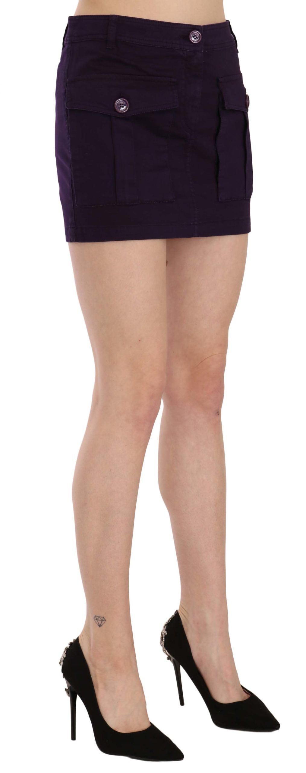 GF Ferre – Lilafarbener A-Linien-Minirock mit hoher Taille und Knopftasche