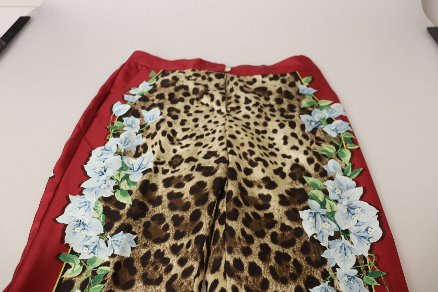 Pantalon taille moyenne imprimé léopard multicolore Dolce &amp; Gabbana