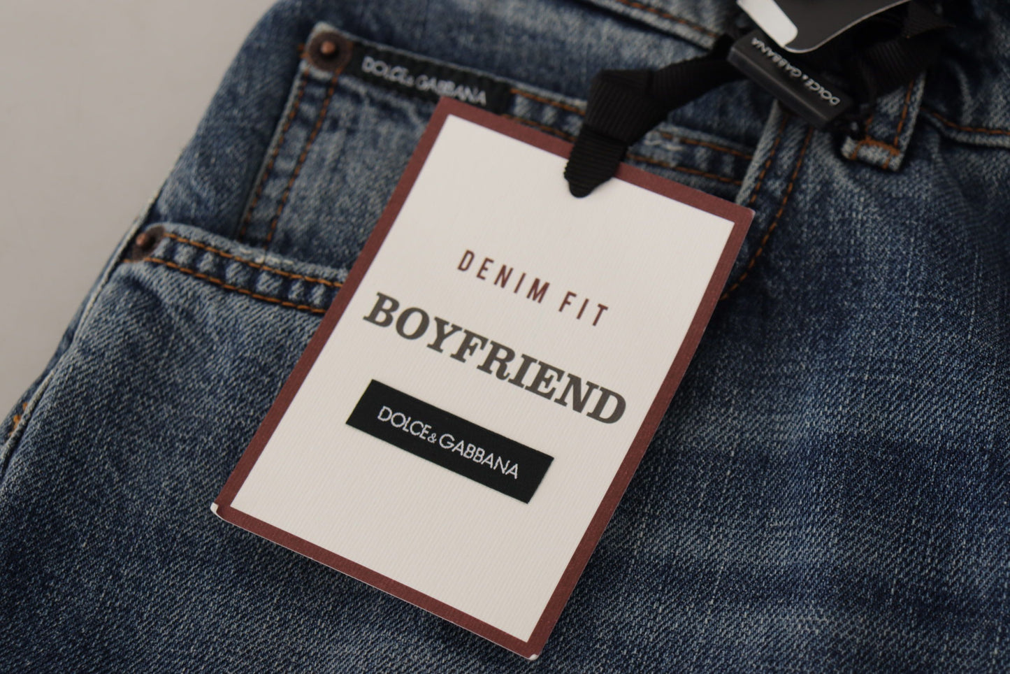 Pantalon en jean Dolce &amp; Gabbana bleu denim avec patch logo cœur baroque