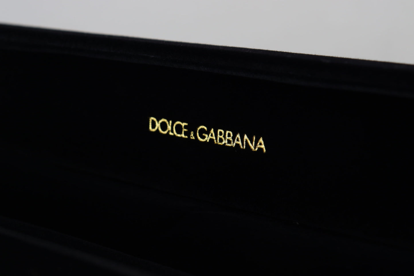 Boîte à bijoux et bracelets en velours noir Dolce &amp; Gabbana avec plaque logo