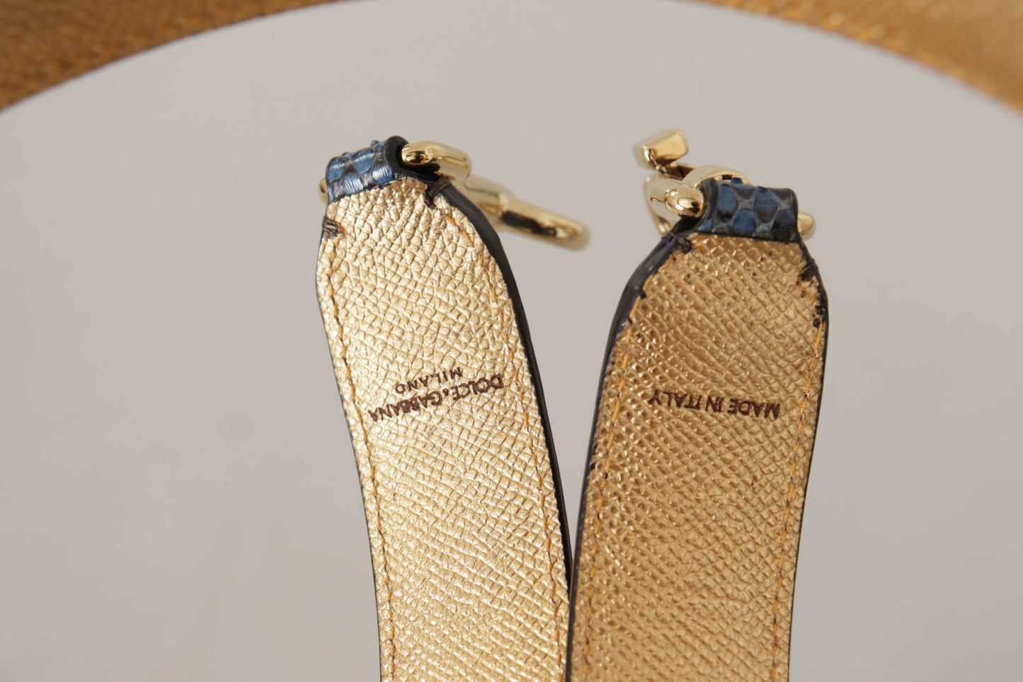 Bandoulière en cuir exotique bleu et cristaux Dolce &amp; Gabbana