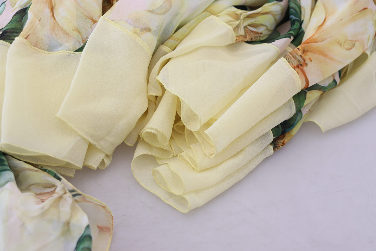 Robe longue longue en soie à imprimé floral multicolore Dolce &amp; Gabbana