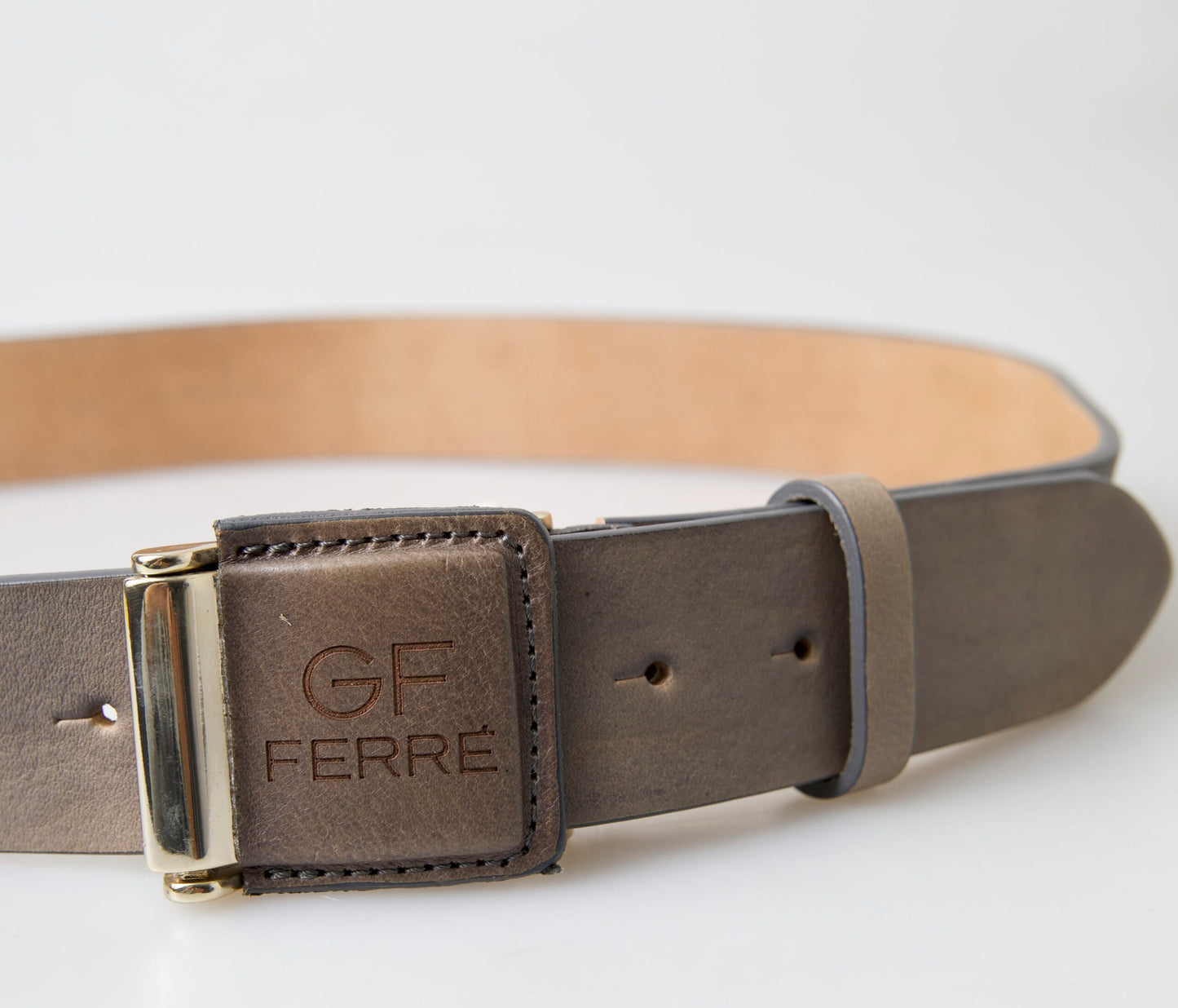 GF Ferre – Brauner Taillengürtel aus Leder mit Logo-Schnalle