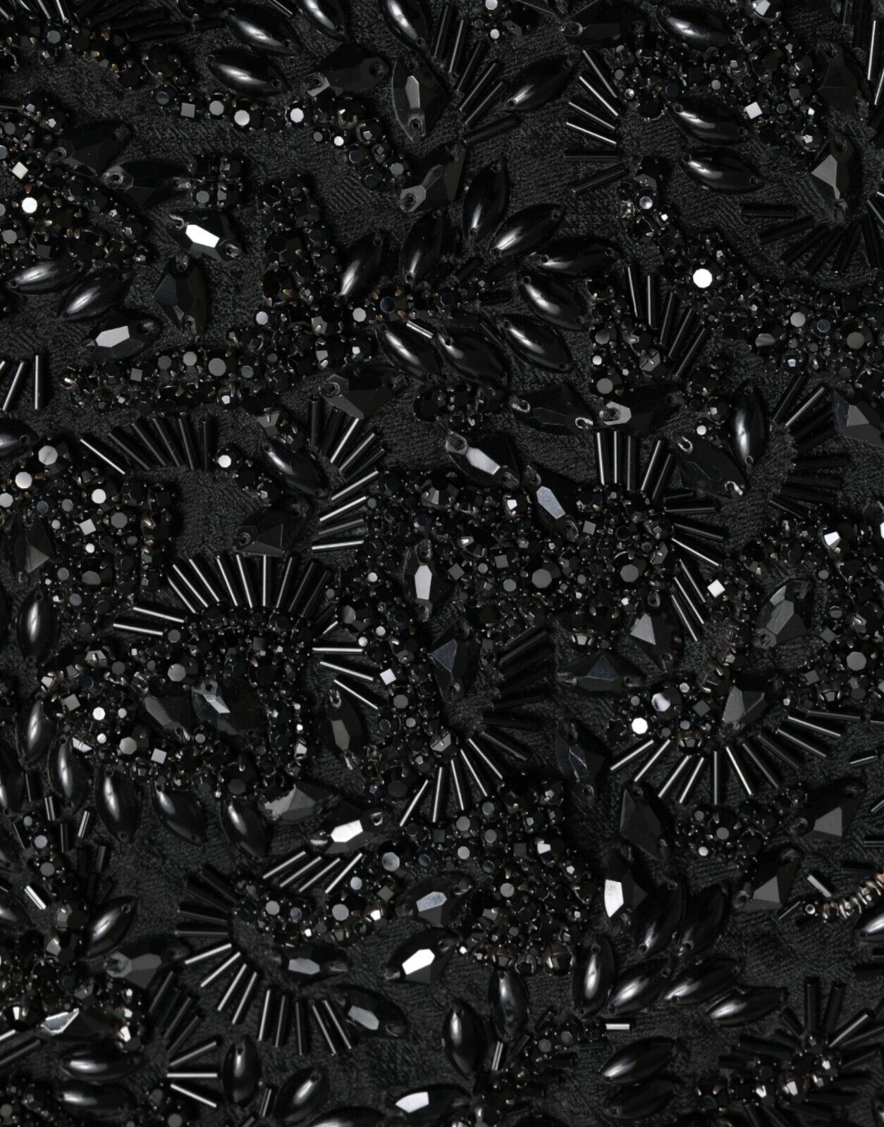 Jupe crayon noire en cristal Dolce &amp; Gabbana faite main au genou