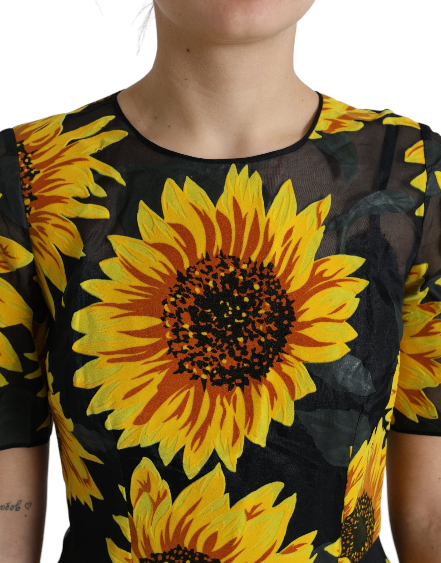 Robe mi-longue trapèze en nylon noir à imprimé tournesol Dolce &amp; Gabbana