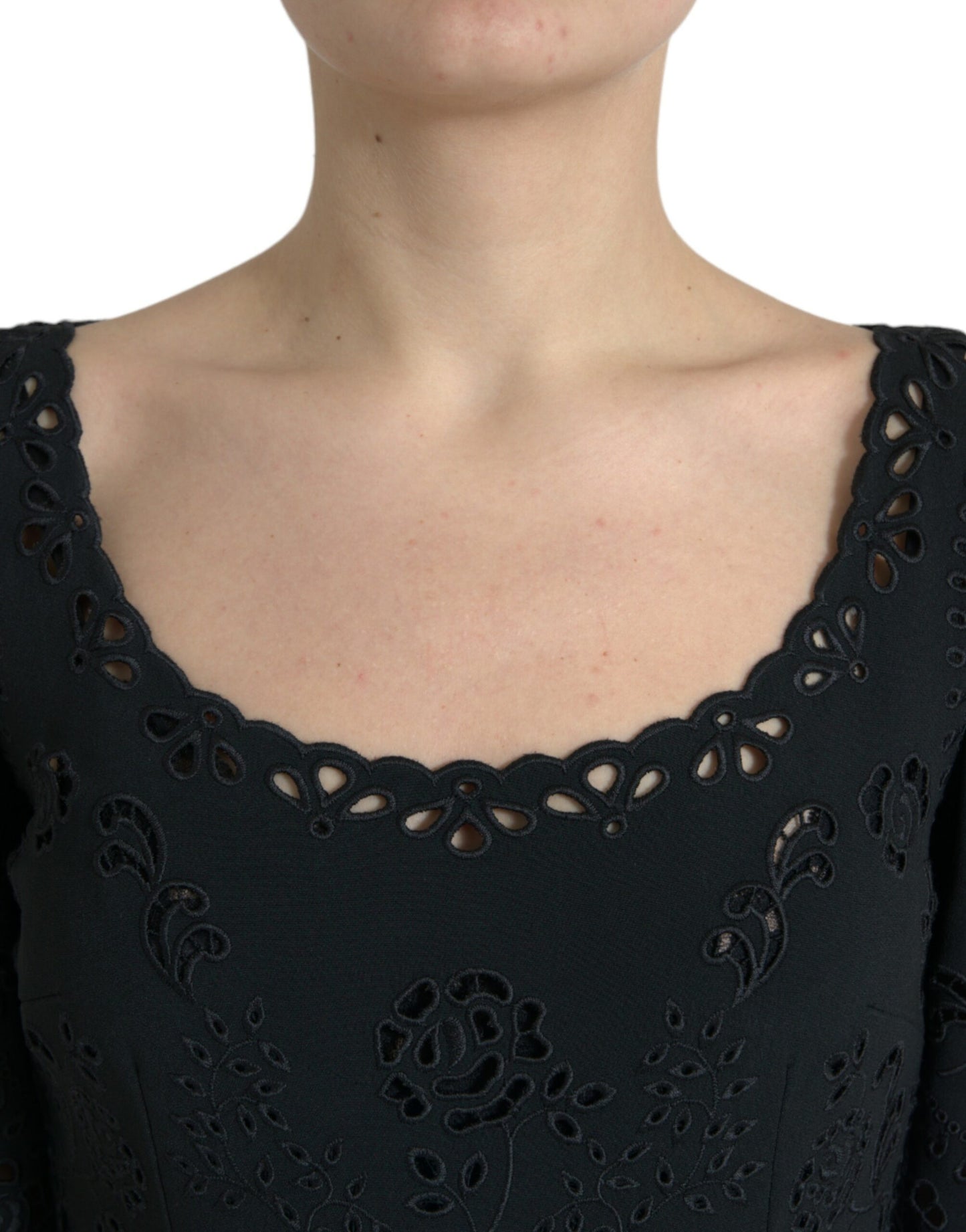 Robe mi-longue moulante en viscose et dentelle florale noire Dolce &amp; Gabbana