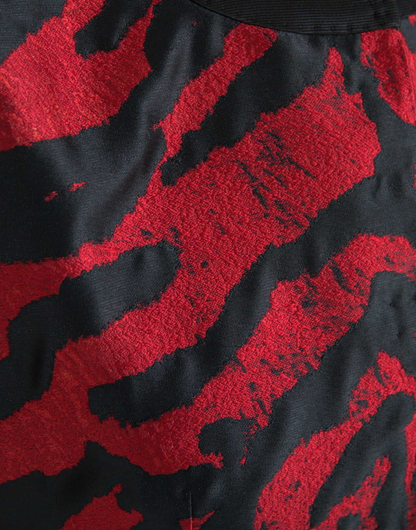 Dolce &amp; Gabbana - Veste courte à motifs noirs et rouges