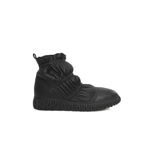 Cerruti 1881 Damenstiefel aus schwarzem Leder