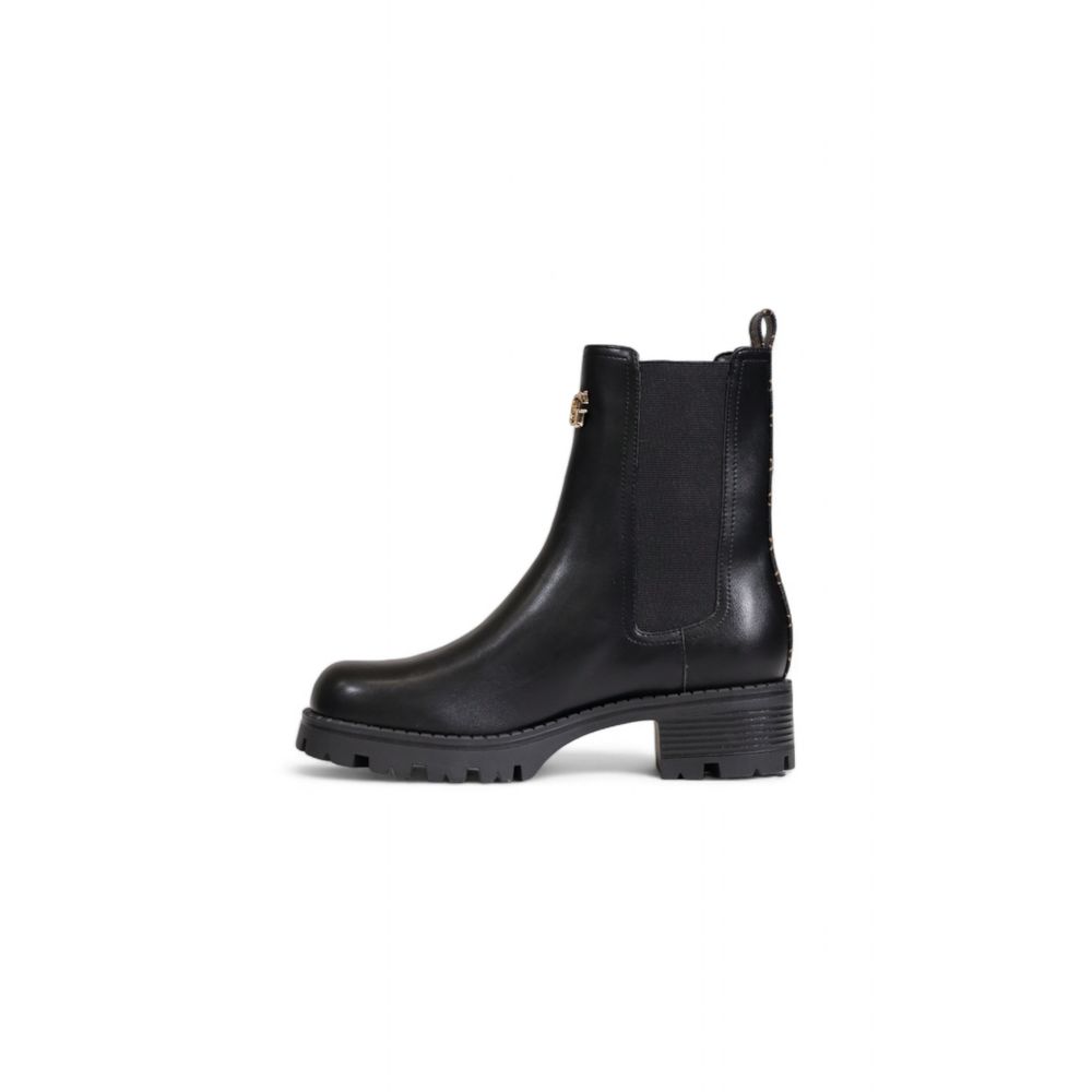 Guess – Knöchelstiefel aus Polyethylen in Schwarz