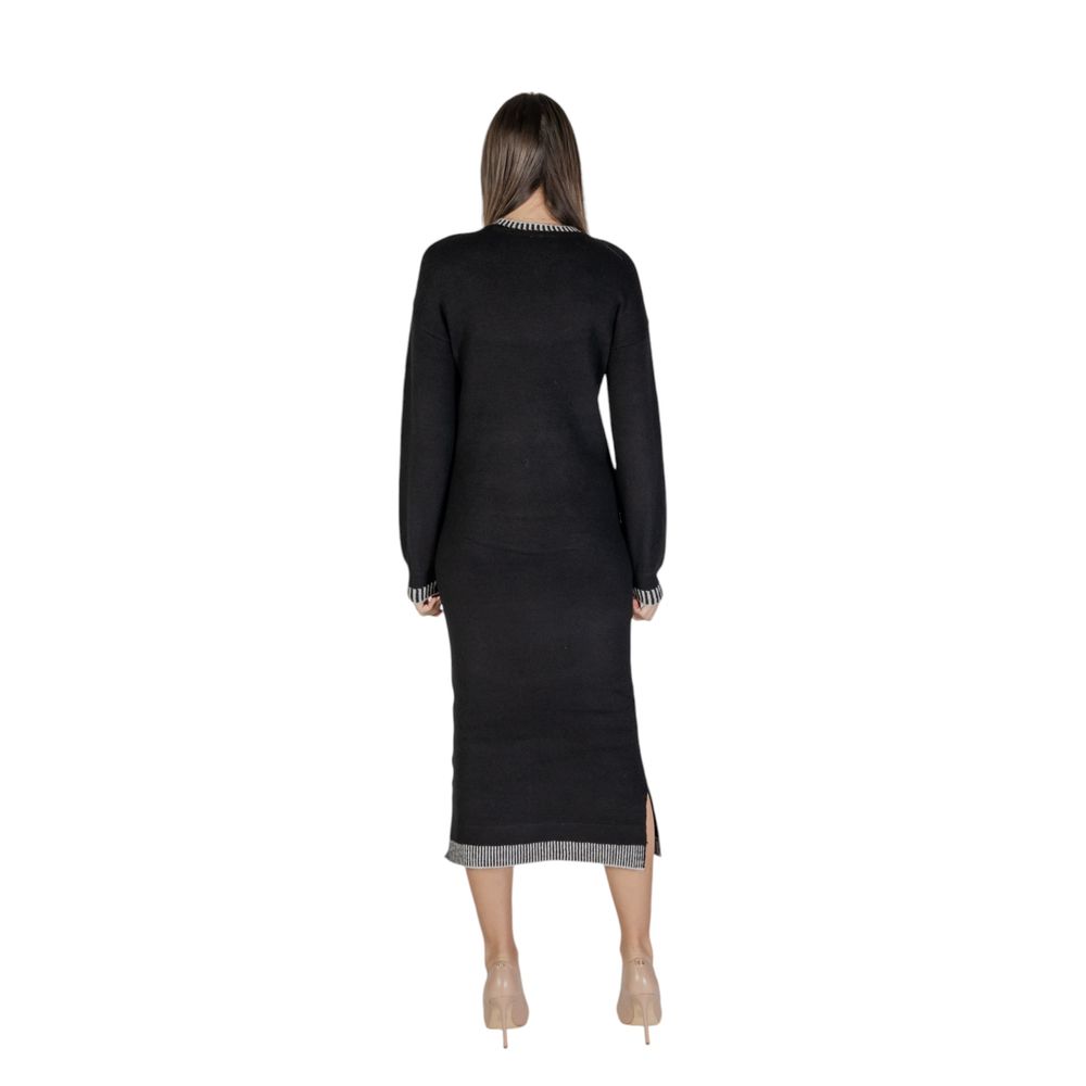 Vêtements Vila Midi en polyester noir